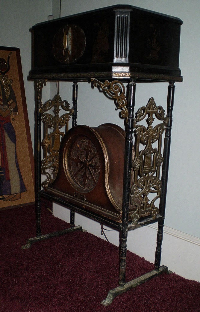 Freed Eisemann NR-80 VINTAGE 1928 TUBE RADIO with STAND & 345 SPEAKER Freed Eisemann NR-80 VINTAGE 1928 TUBE RADIO with STAND & 345 SPEAKER