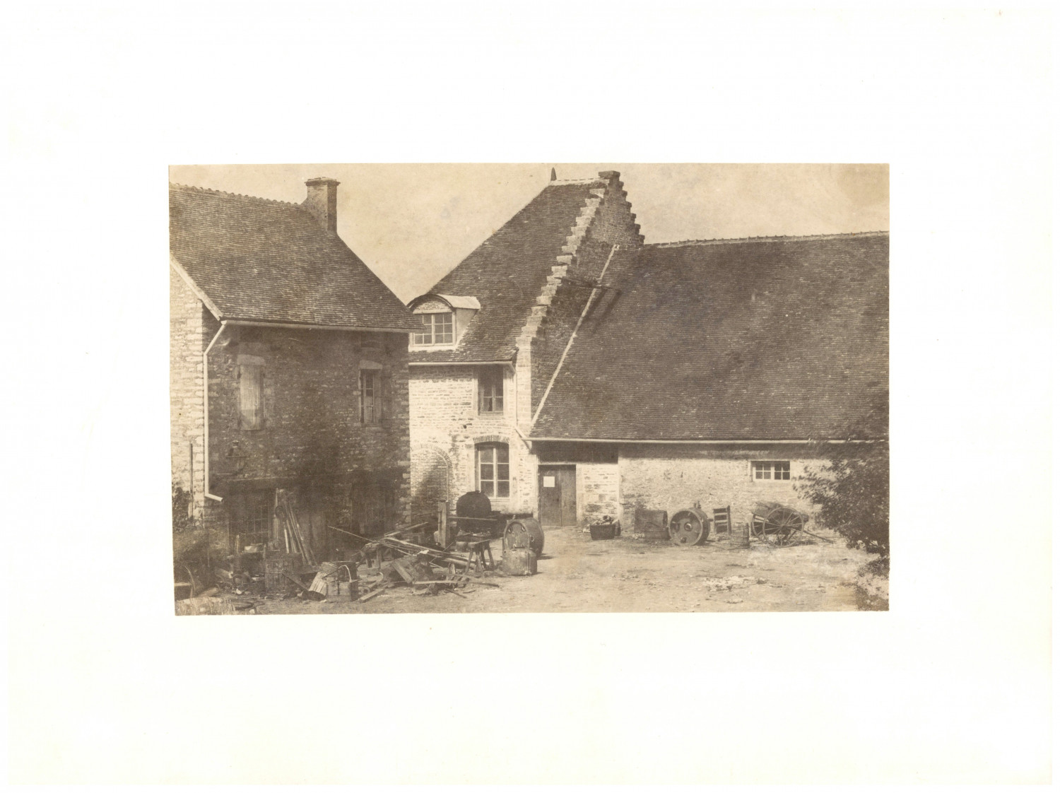 Fortuné-Joseph Petiot-Groffier Farmyard seen from l'atelier Environs Fortuné-Joseph Petiot-Groffier Farmyard seen from l'atelier Environs