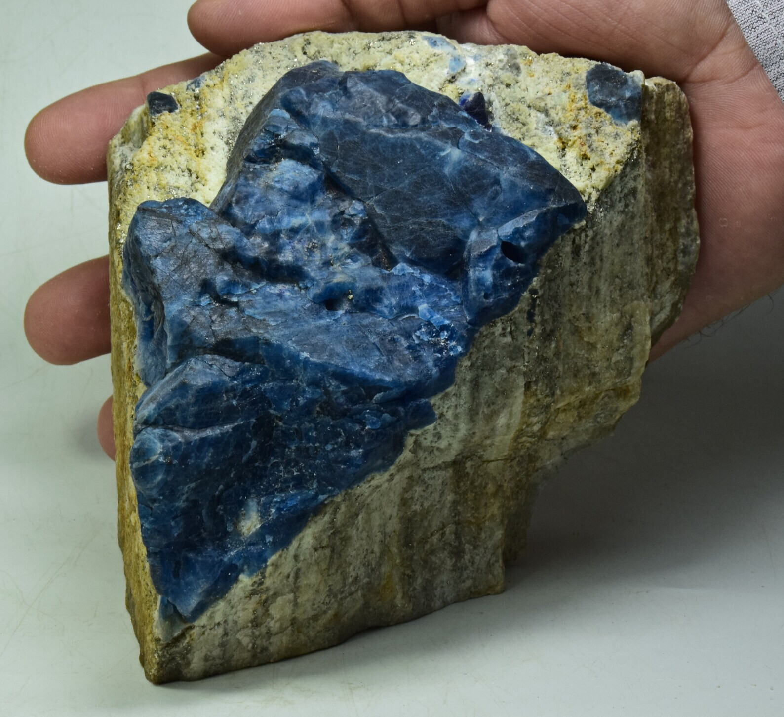 1269 Gram Rare Fluorescent Afghanite Crystal Specimen With Lazurite On Matrix 1269 Gram Rare Fluorescent Afghanite Crystal Specimen With Lazurite On Matrix