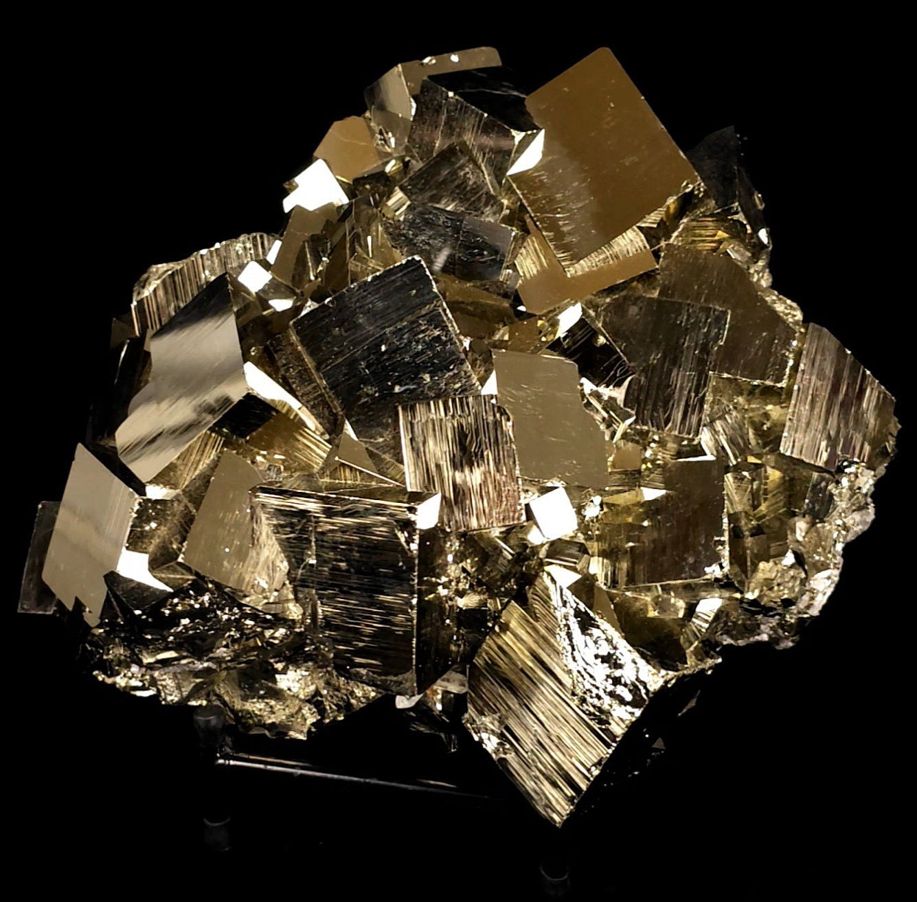 Pyrite Crystal Museum-Grade Extra Large 55 Lb, Huge Raw Iron Stone Specimen Peru Pyrite Crystal Museum-Grade Extra Large 55 Lb, Huge Raw Iron Stone Specimen Peru
