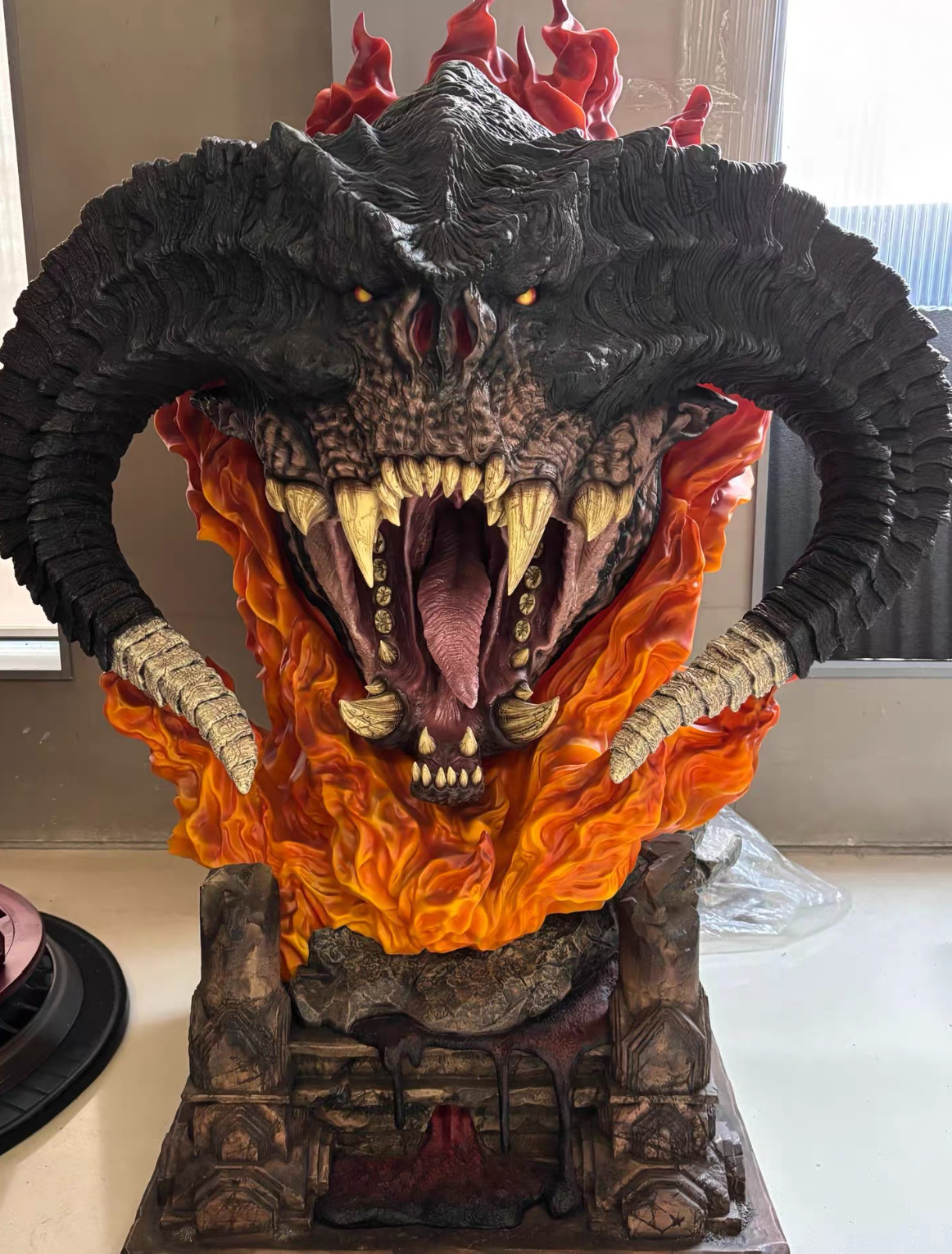 QueenStudios Genuine Lord of the Rings Flame Demon Large Scale Limited Edition S