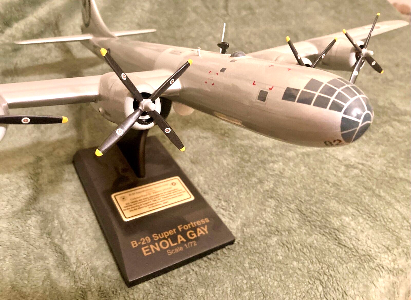 BOEING B-29 SUPER FORTRESS 'ENOLA GAY' SIGNED BY PAUL TIBBETS WITH PROVENANCE BOEING B-29 SUPER FORTRESS 'ENOLA GAY' SIGNED BY PAUL TIBBETS WITH PROVENANCE