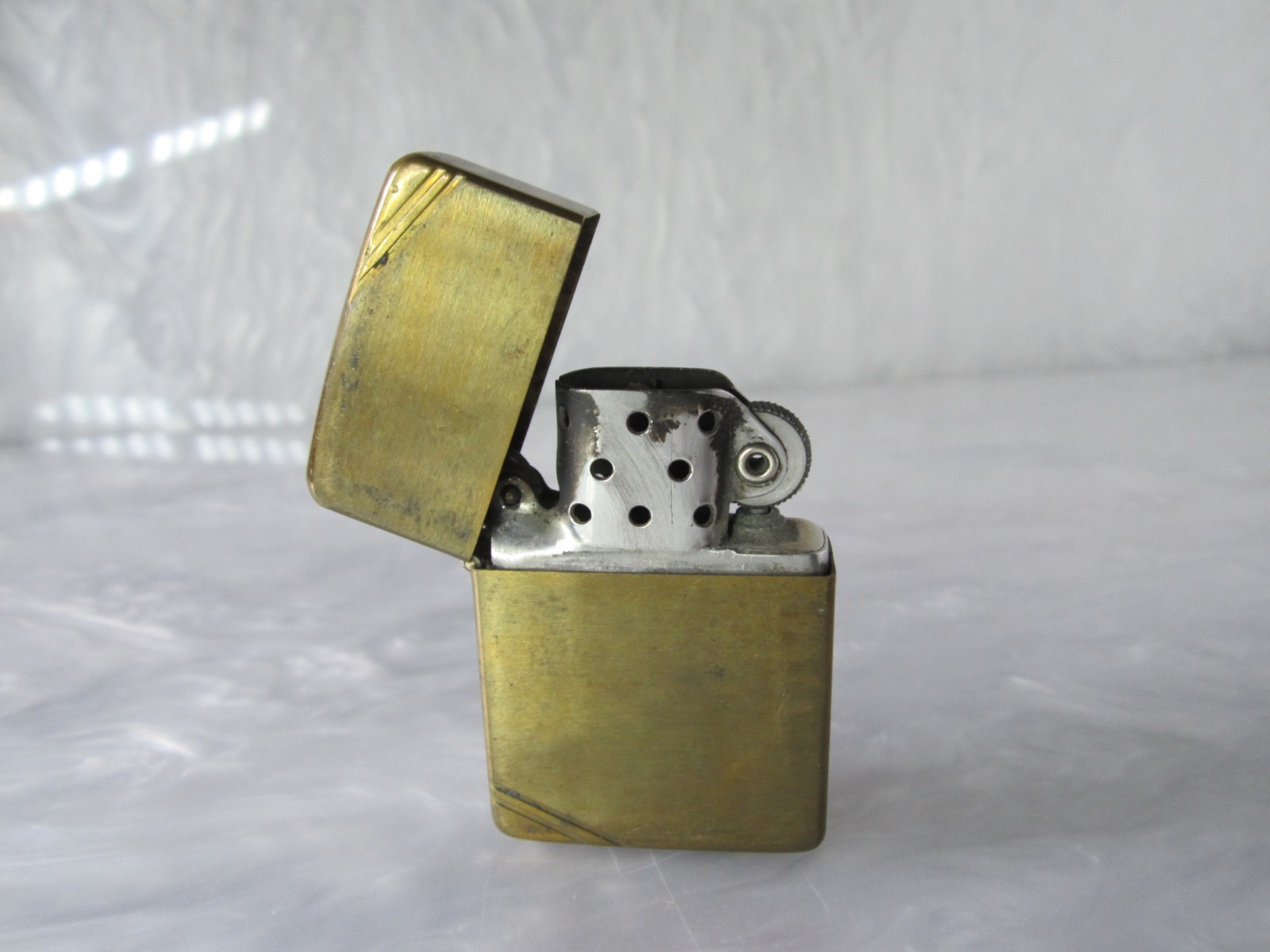 ULTRA RARE ORIGINAL AUTHENTIC ANTIQUE 1937 ZIPPO BRASS LIGHTER 