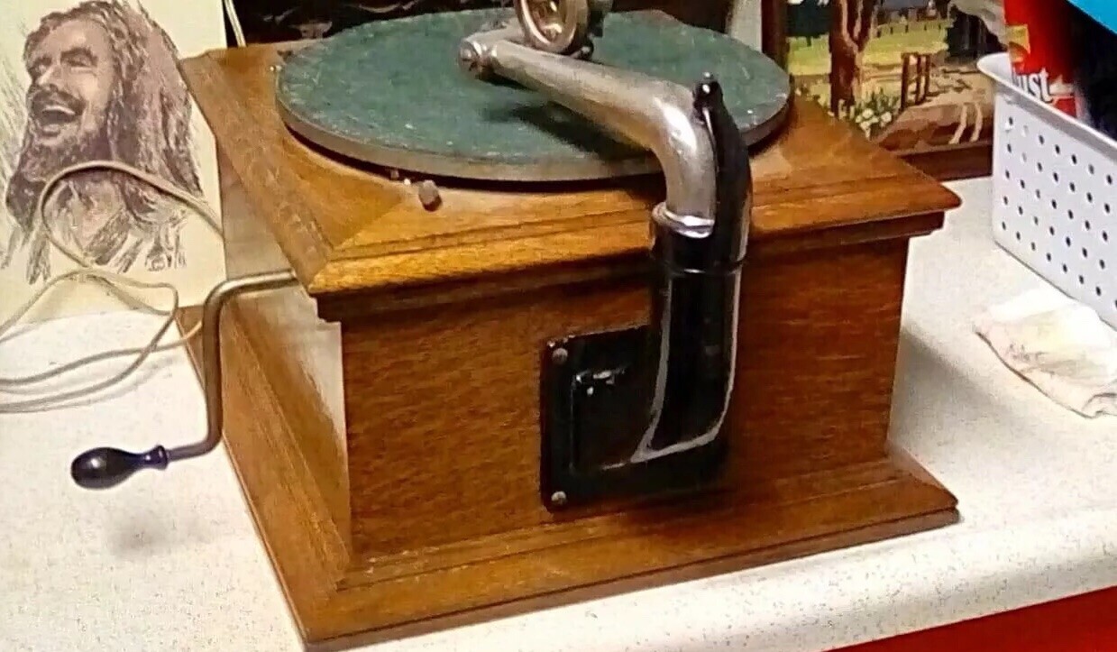 1916 PHONOGRAPH, VICTOR~ VICTROLA MUSIC~MACHINE RECORD PLAYER Stunning Condition