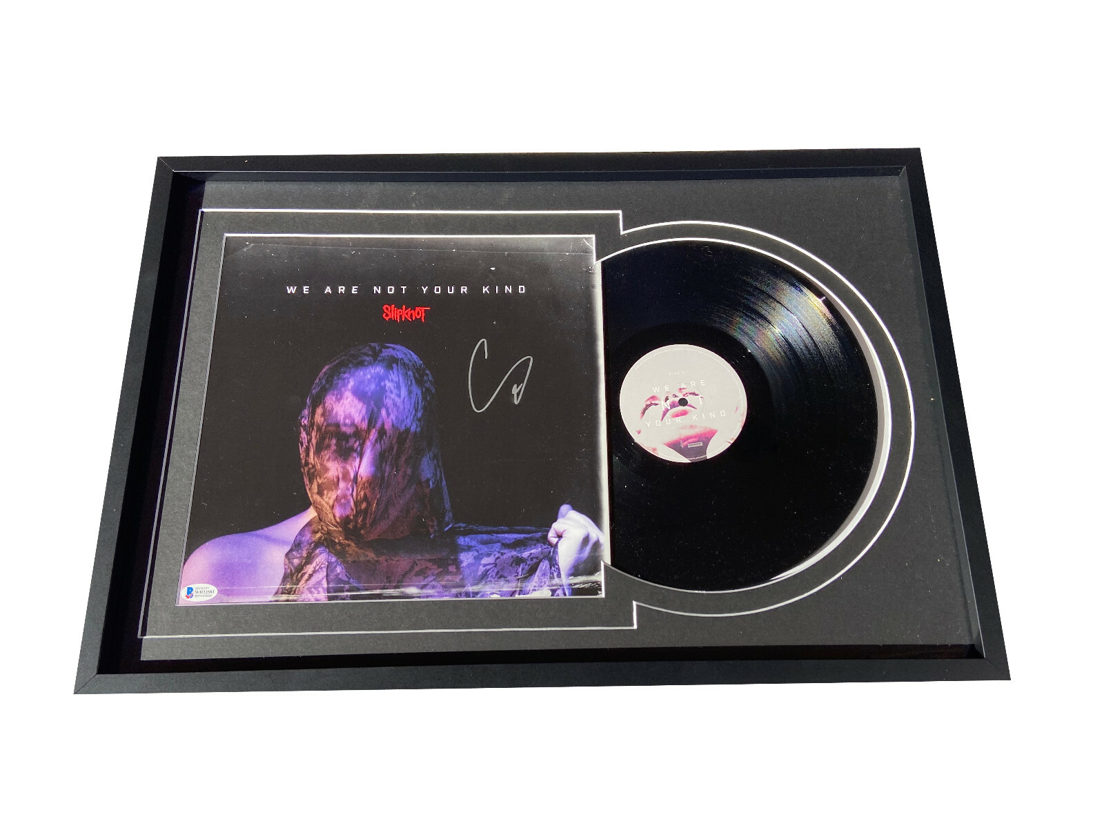 COREY TAYLOR SIGNED AUTOGRAPH FRAMED SLIPKNOT VINYL LP BAS BECKETT