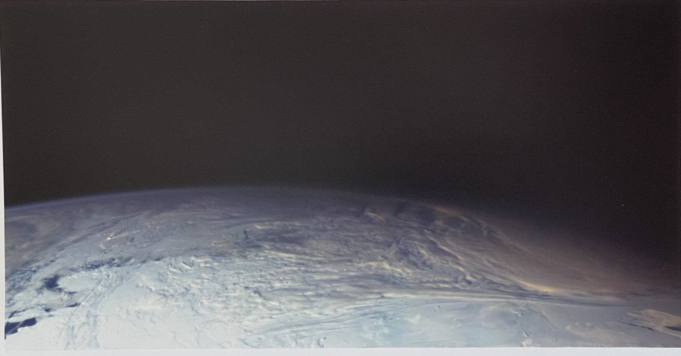 NASA SPACE PHOTO LIMB OF THE EARTH  GALILEO  JPL KODAK PAPER TYPE 1 MILKY WAY