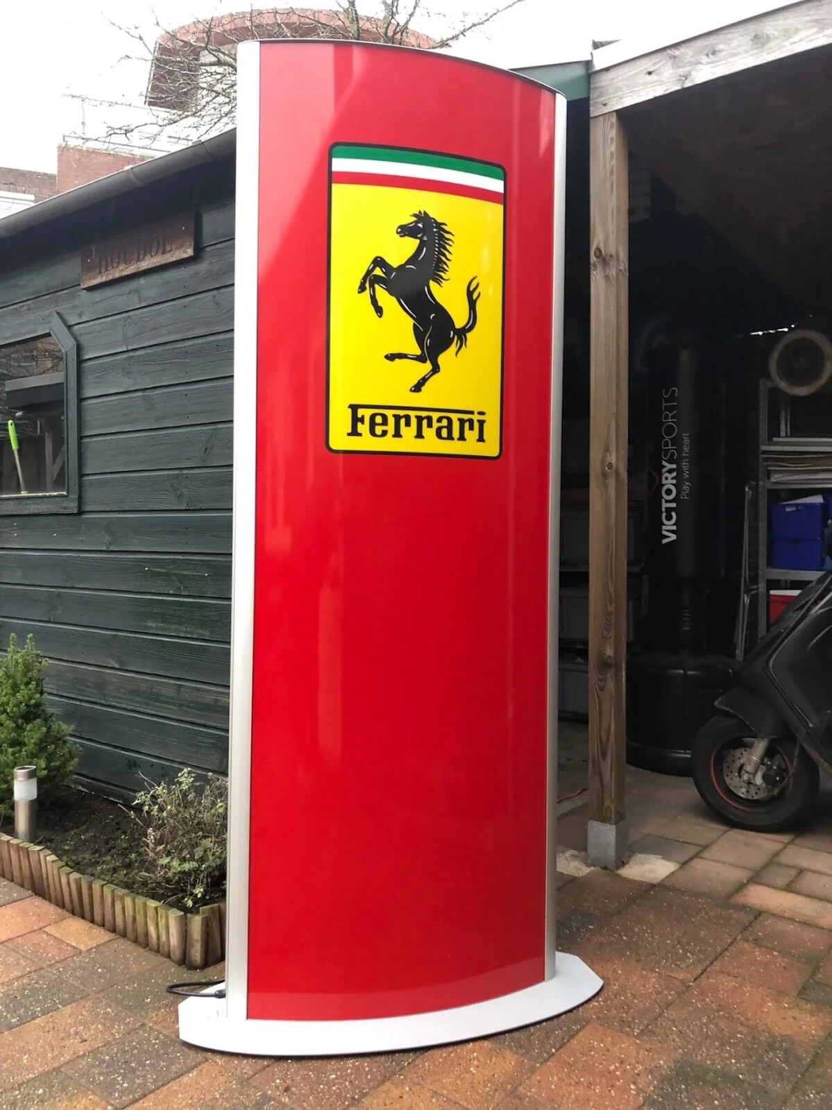2000's Ferrari official dealer double side illuminated tower sign 2000's Ferrari official dealer double side illuminated tower sign