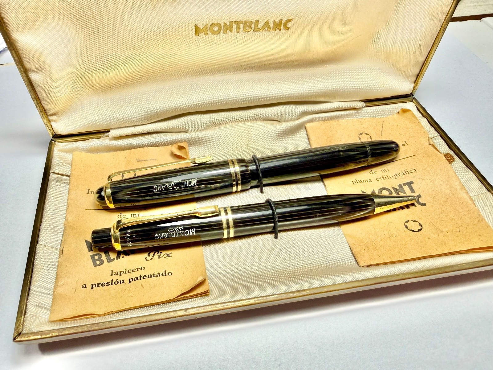 Vintage Montblanc 242-g NOS Gray Pearl Fountain Pen & Pencil Set - Germany. Vintage Montblanc 242-g NOS Gray Pearl Fountain Pen & Pencil Set - Germany.