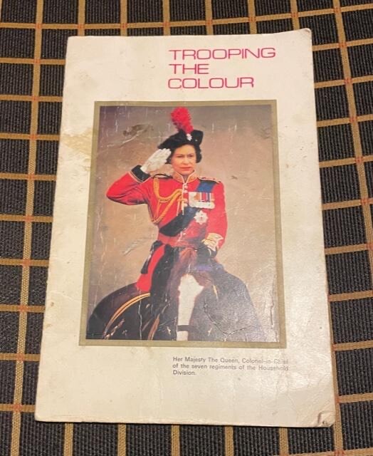 Queen Elizabeth Silver Jubilee Commemorative Brochure, RARE Vintage, (1976) Queen Elizabeth Silver Jubilee Commemorative Brochure, RARE Vintage, (1976)