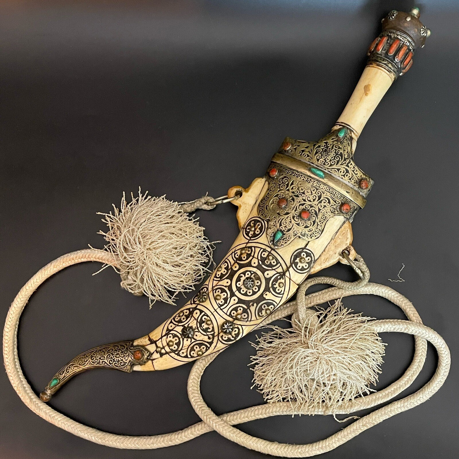 “Huge” Antique Arabic, Yemen Khanjar, Jambiya, Middle East, Muslim Dagger, Knife “Huge” Antique Arabic, Yemen Khanjar, Jambiya, Middle East, Muslim Dagger, Knife