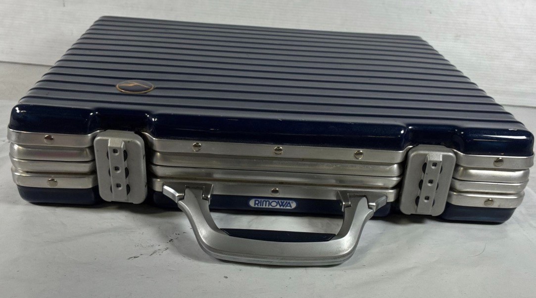 Rimowa Blue Polycarbonate Lufthansa Attache briefcase Rimowa Blue Polycarbonate Lufthansa Attache briefcase