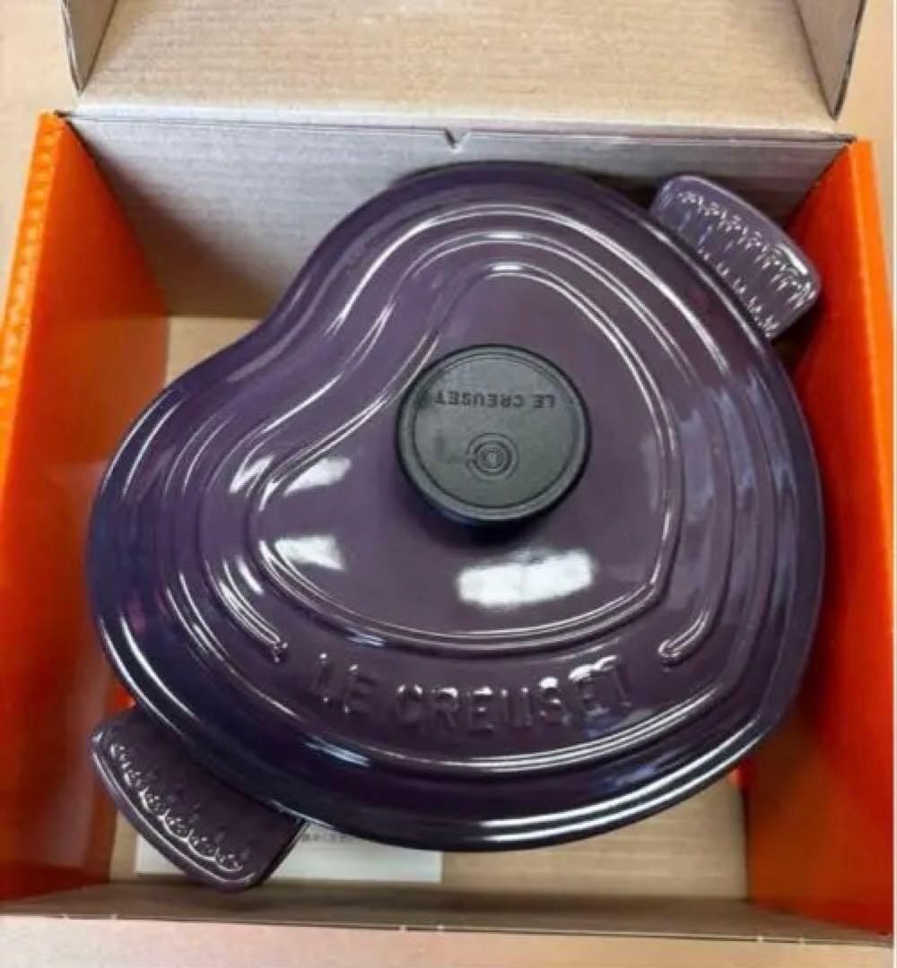 2,000 yen off on weekendsCocotte d'Amour Le Creuset heart-shaped pot 2,000 yen off on weekendsCocotte d'Amour Le Creuset heart-shaped pot