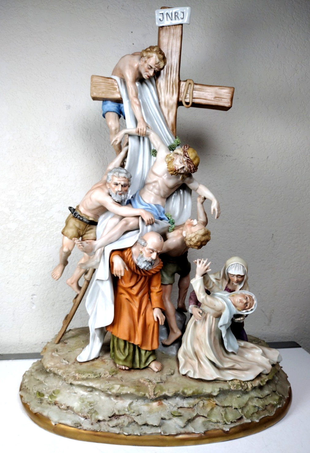 1920s Sitzendorf Porcelain Sculpture Jesus 13th Station of the Cross Germany 20 1920s Sitzendorf Porcelain Sculpture Jesus 13th Station of the Cross Germany 20