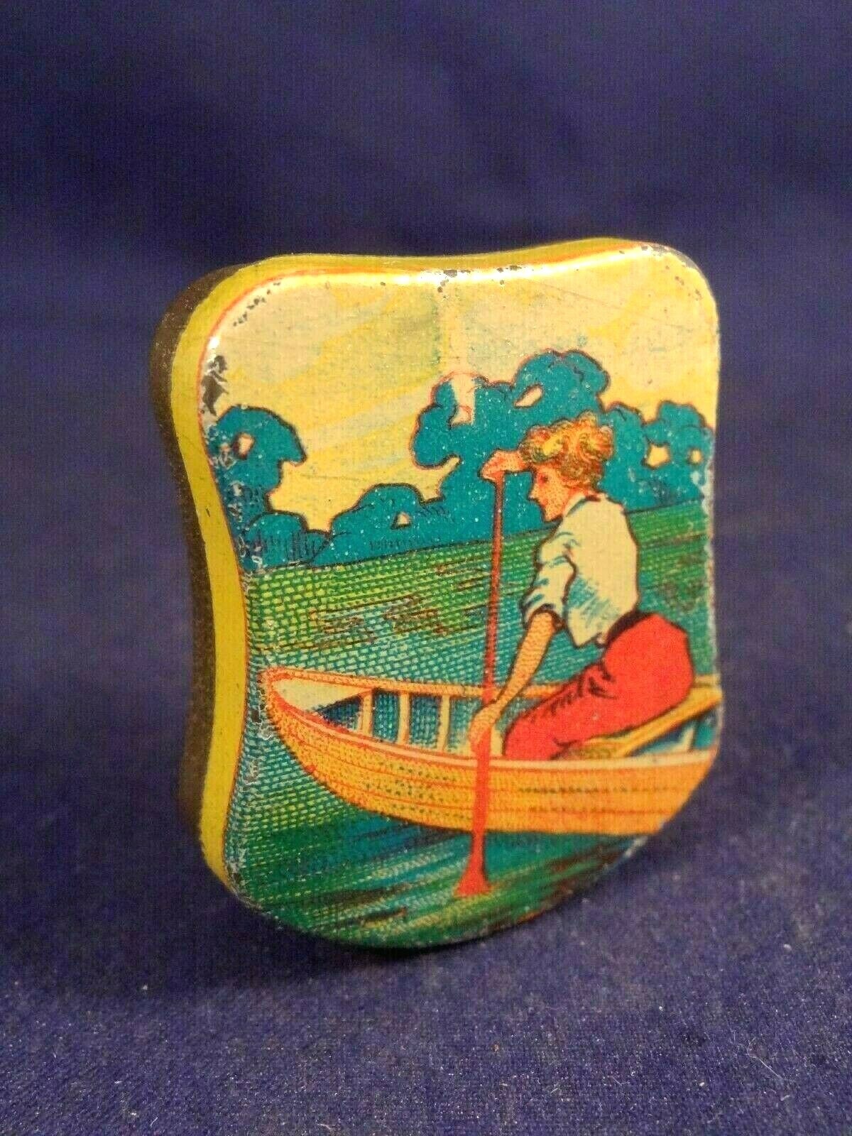 Vintage RARE little tin box advertising FEMINA Sport paddle boat 1910's nibs Vintage RARE little tin box advertising FEMINA Sport paddle boat 1910's nibs