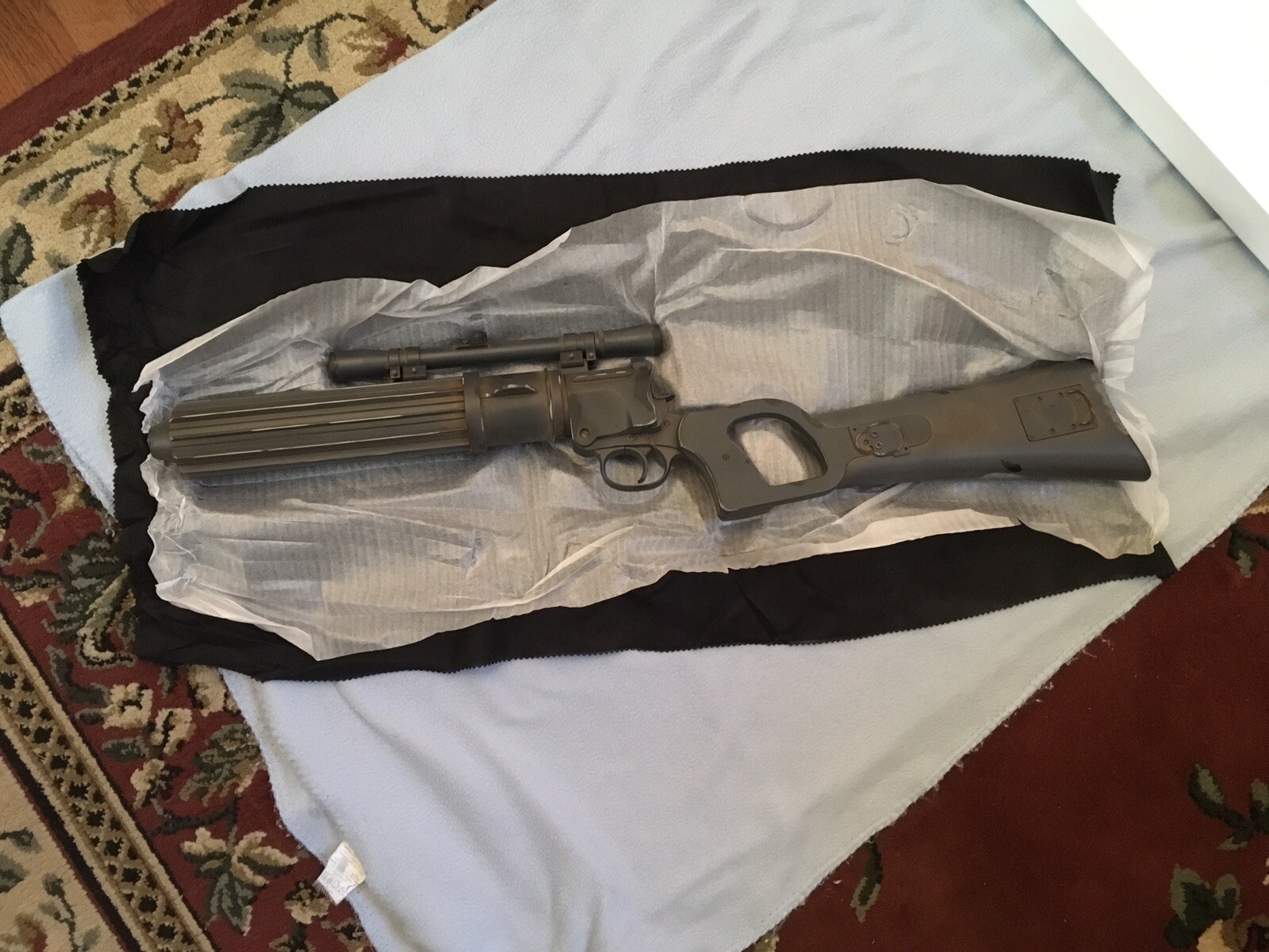 Star Wars Boba Fett Blaster EPVI Signature Edition Master Replica. Star Wars Boba Fett Blaster EPVI Signature Edition Master Replica.