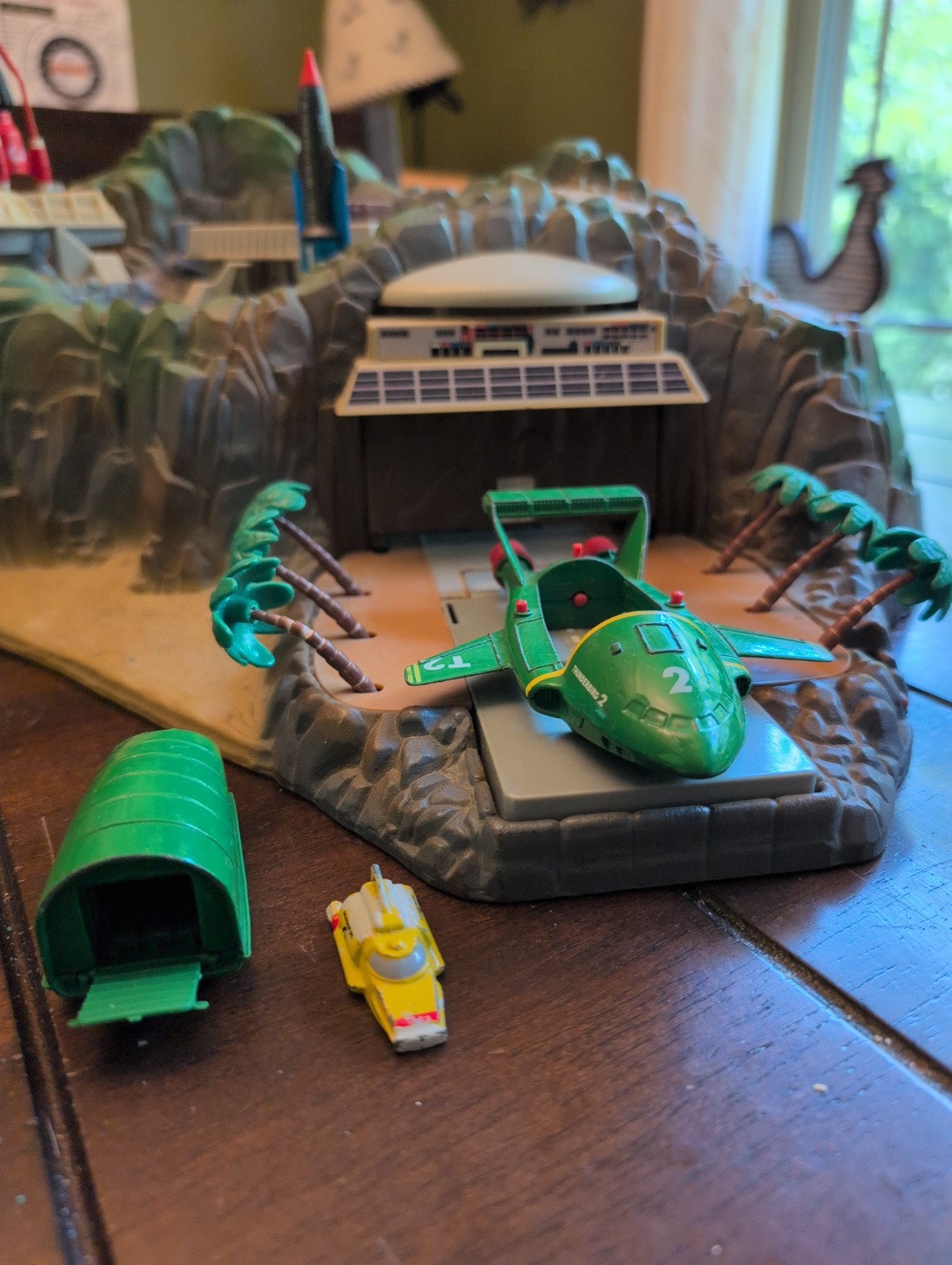 1994 Matchbox Thunderbirds Tracy Island - Tested with sound and Thunderbirds