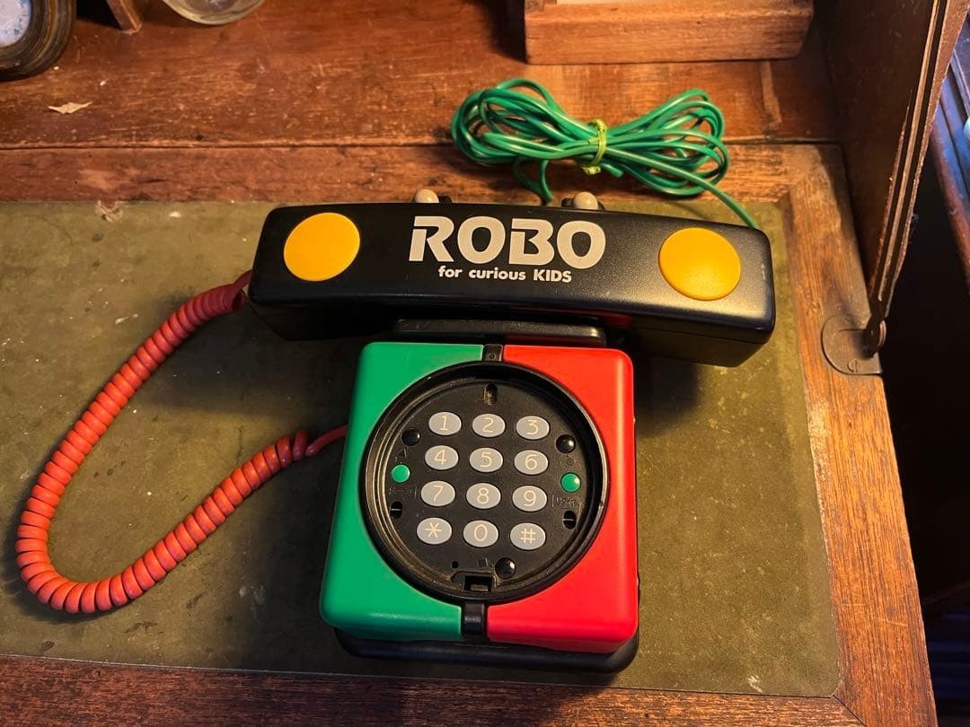 SANYO ROBO-04 for curious kids Telephone Showa Retro