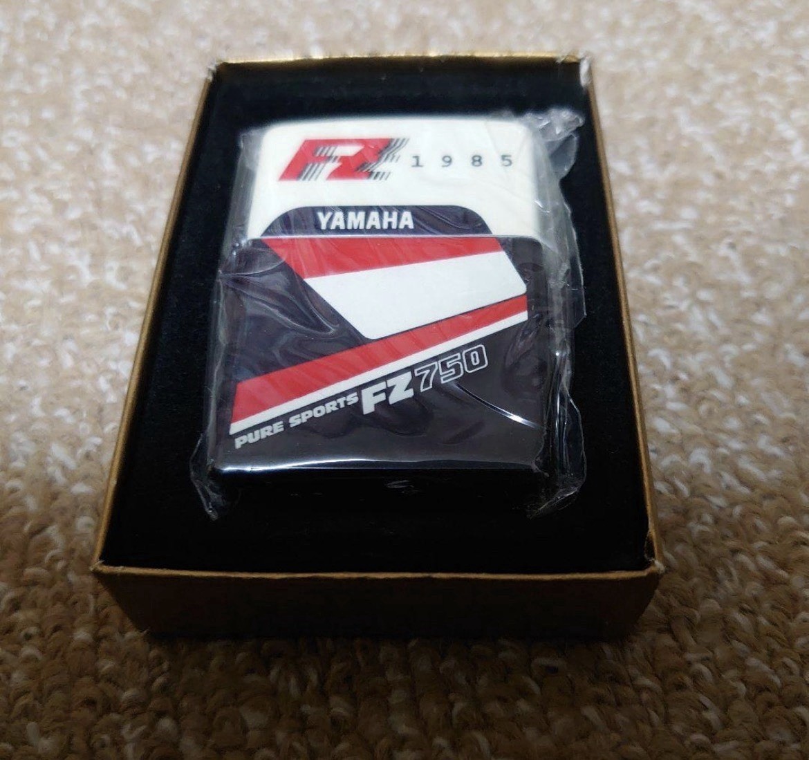 Zippo oil lighter zippo YAMAHA FZ750 Zippo oil lighter zippo YAMAHA FZ750