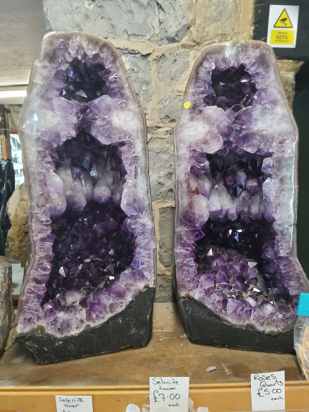 V. big, extraordinary fitting pair: A+ Amethyst Madonnas cathedral geode. Druze.