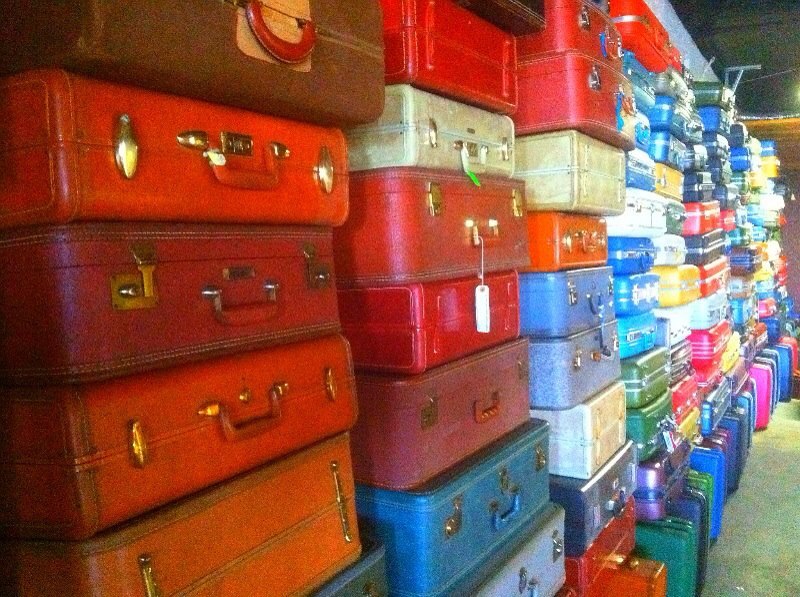 Lot +50 VINTAGE 40s 50s 60s ANTIQUE TWEED LEATHER MAKEUP TRAIN SUITCASE LUGGAGE