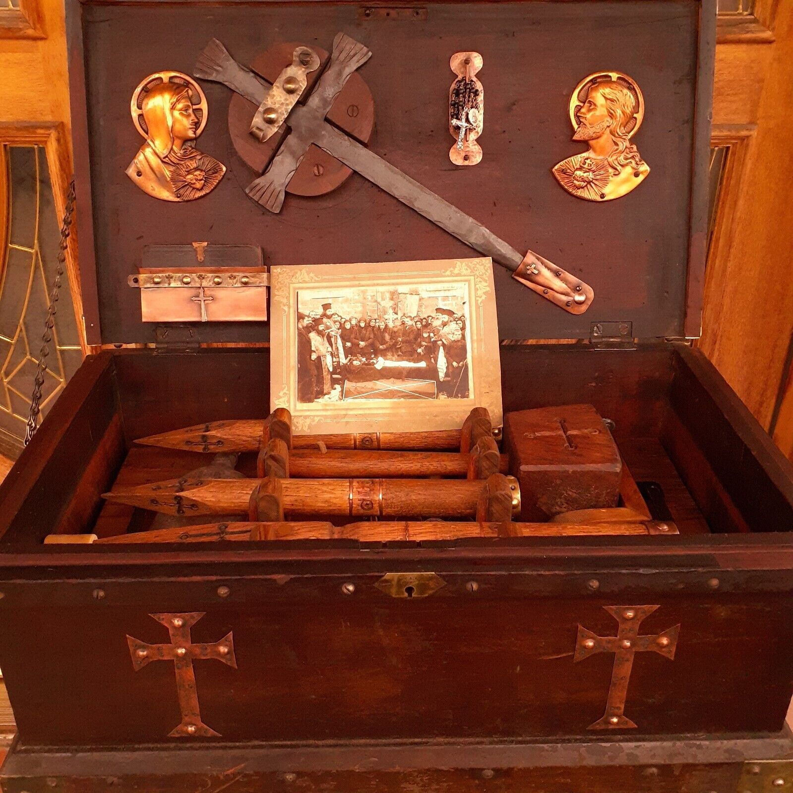 Vampire kit , killing  hunting slayer defense kit ,antique Gothic Oddity, prop