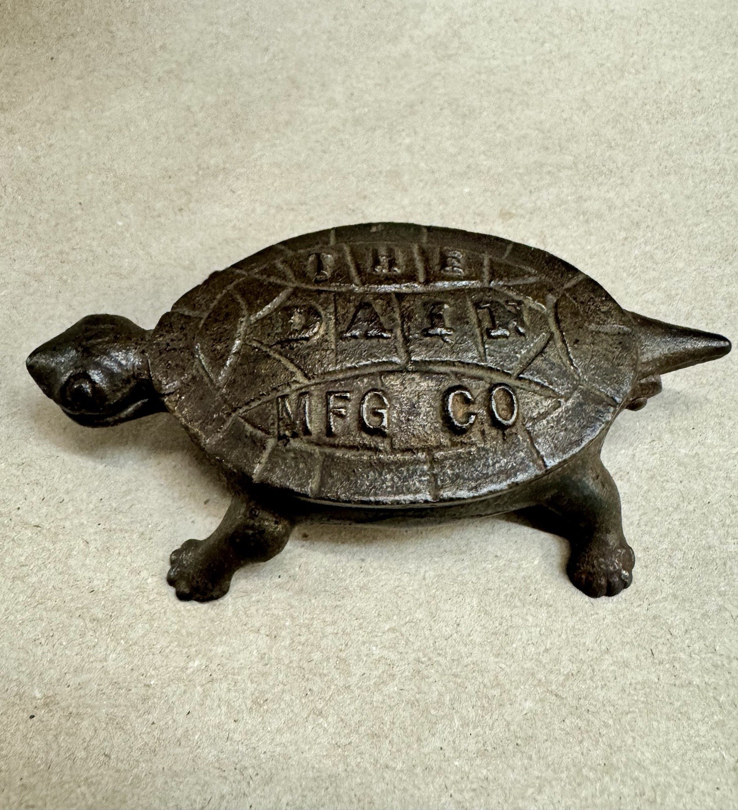 Dain MFG Co Deere Turtle Ashtray Trinket Tool Iowa Antique Vintage Rare Tractor