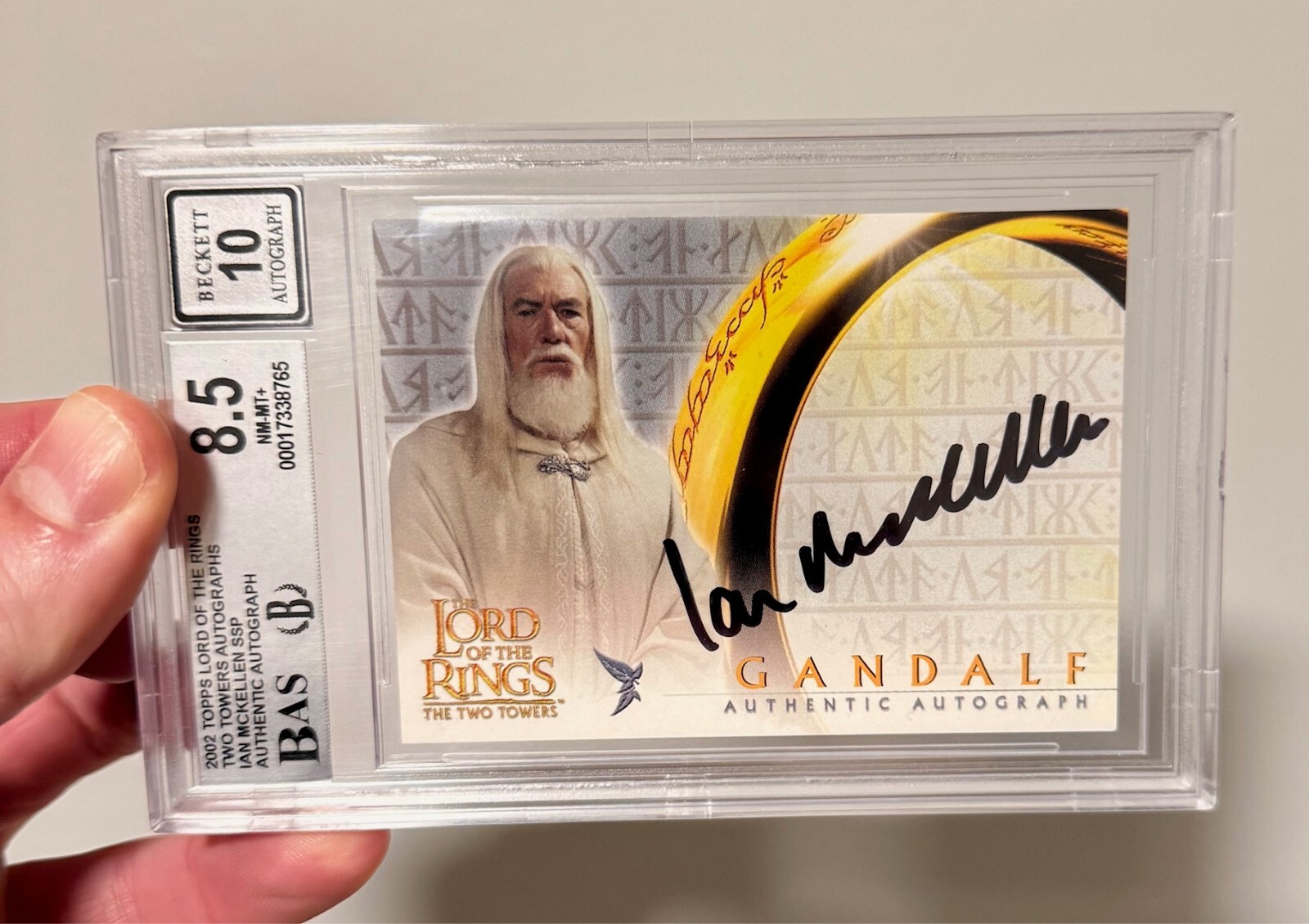 Topps Lord of the Rings Ian Mckellen Gandalf the White BGS 8.5/10 Autograph