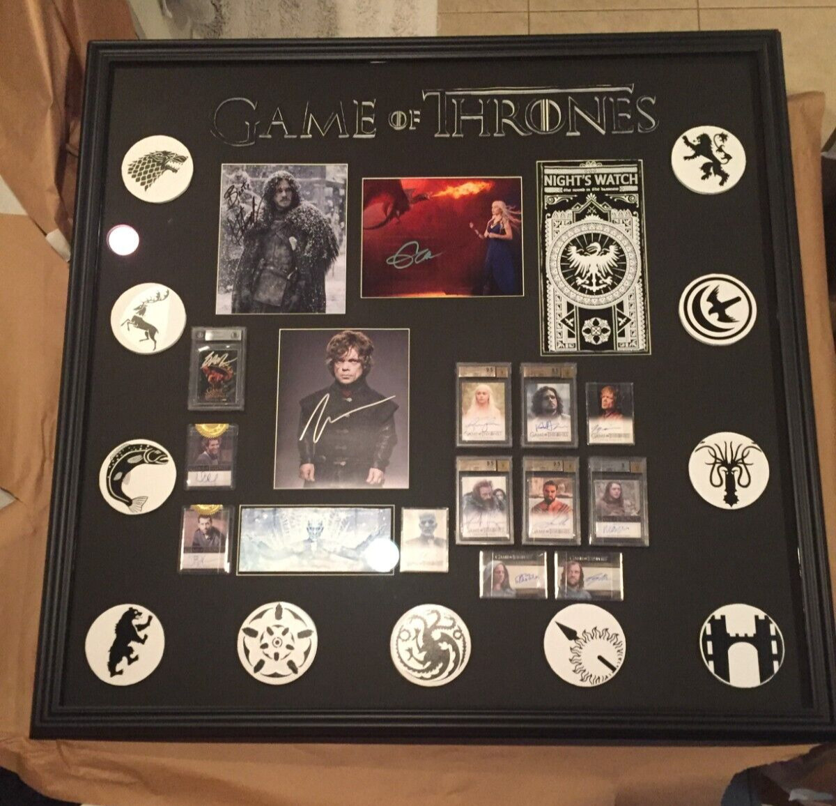 Game of Thrones MONSTER Frame 40”x41” Autos Emilia Clarke 9.5 BGS and much more Game of Thrones MONSTER Frame 40”x41” Autos Emilia Clarke 9.5 BGS and much more