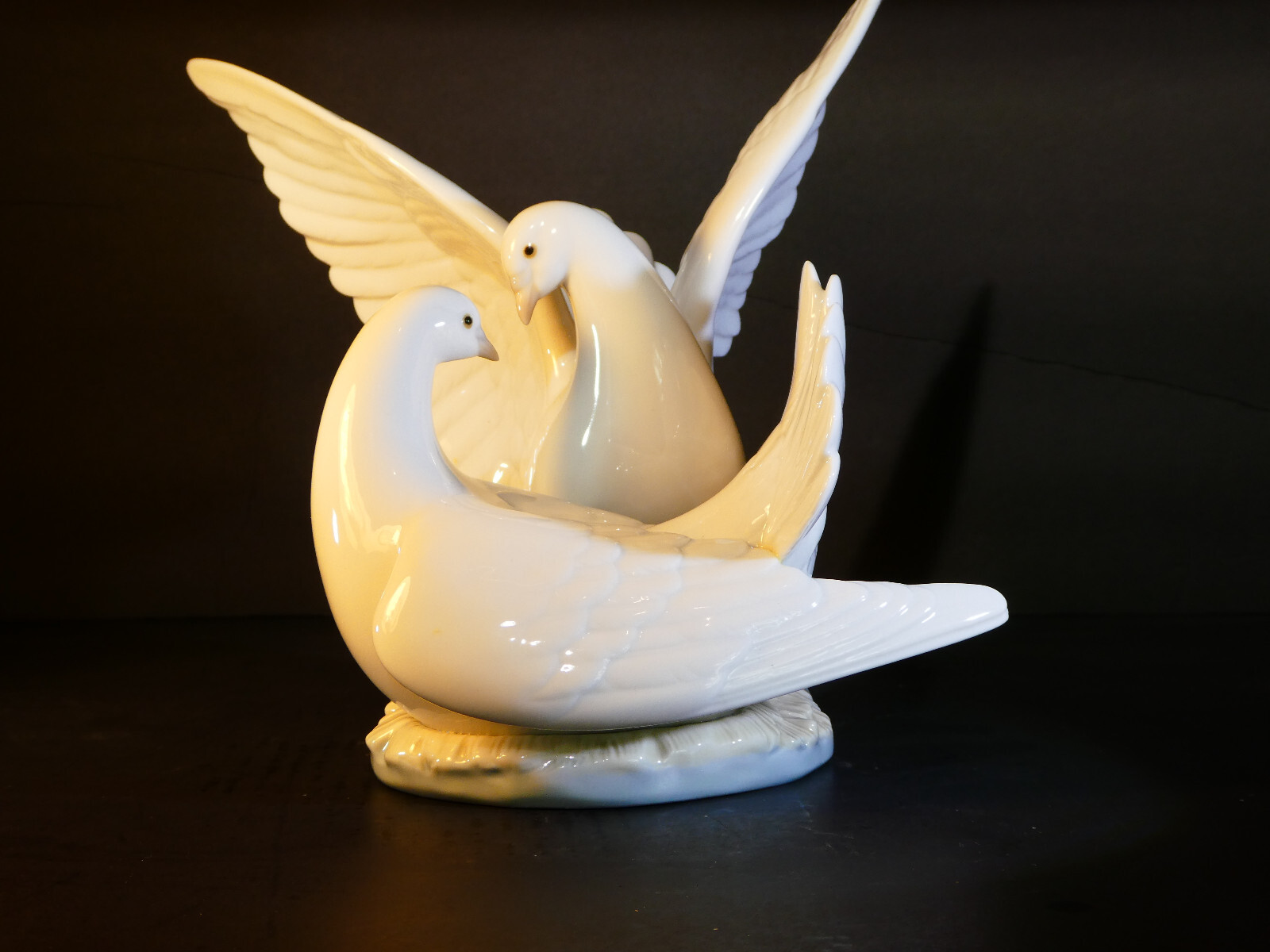RARE Llardo Heritage 'Love Nest' Doves Fugurine Sculpture 6291 PRISTINE