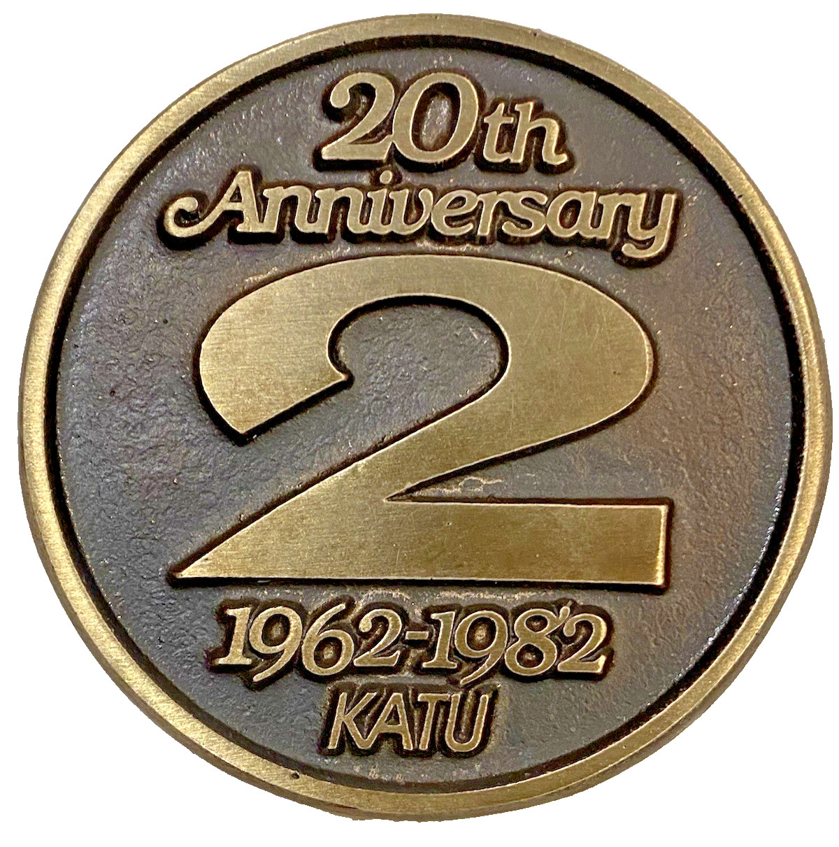 Pacific NW TV Broadcasting 20th Anniversary KATU Ch2 1962-1982 Bronze Papeweight Pacific NW TV Broadcasting 20th Anniversary KATU Ch2 1962-1982 Bronze Papeweight