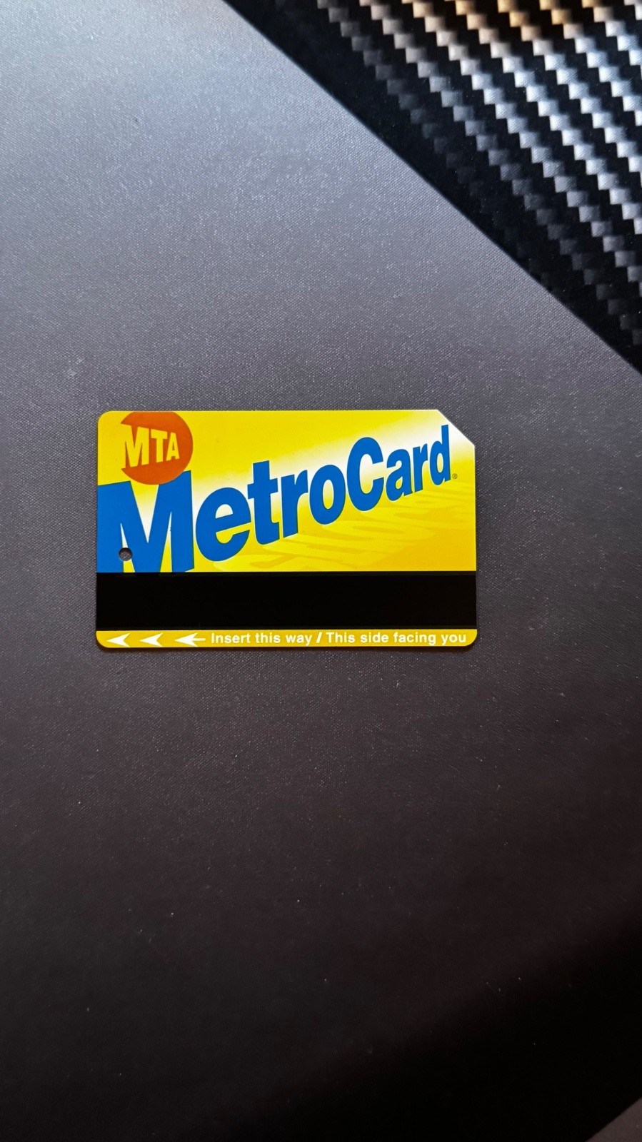 MTA MetroCard New York City Subway Bus Fare Card – Yellow & Blue Collectible
