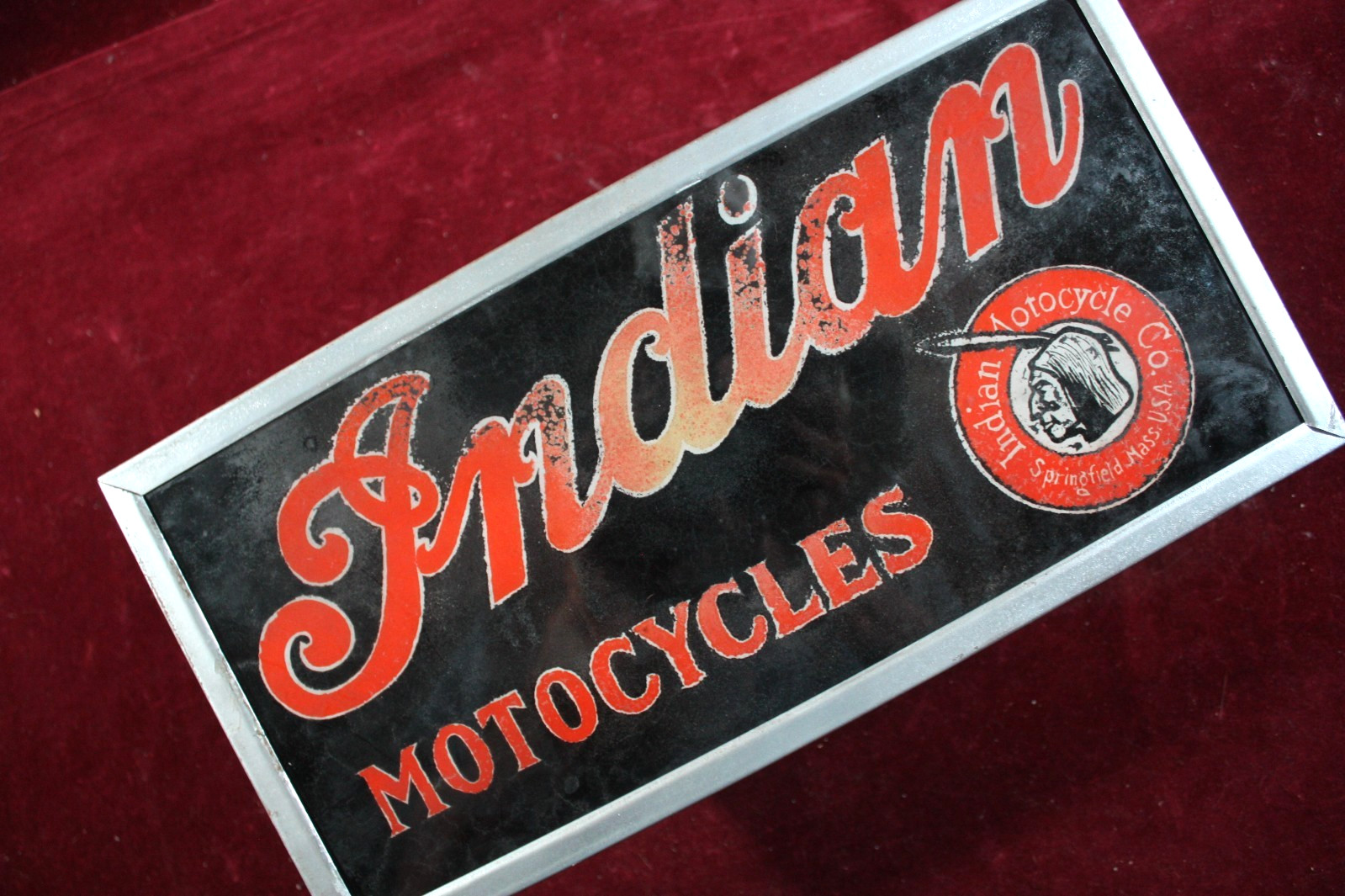 ** ANTIQUE ORIGINAL INDIAN MOTORCYCLE MOTOCYCLE DEALER SIGN LIGHTED PRE 1925 ** ** ANTIQUE ORIGINAL INDIAN MOTORCYCLE MOTOCYCLE DEALER SIGN LIGHTED PRE 1925 **