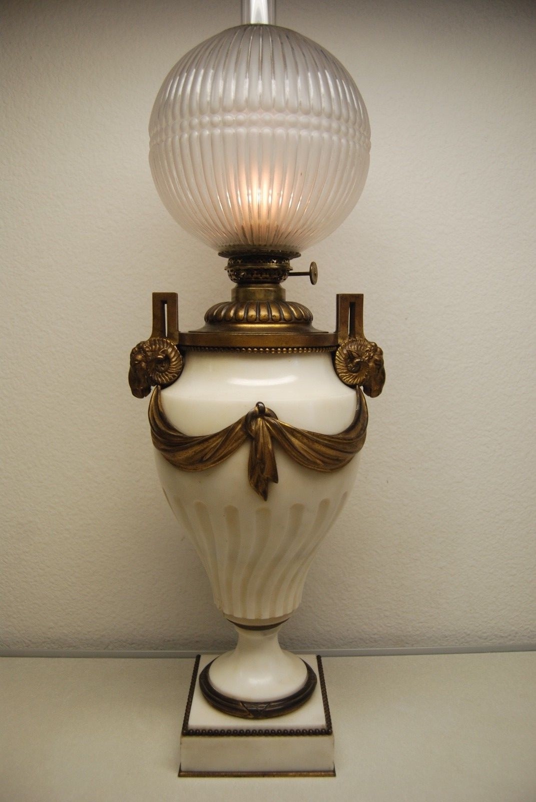 ANTIQUE FRENCH EMPIRE BRONZE KEROSENE OIL MANTEL ART DECO MARBLE RAM LAMP RIBBED ANTIQUE FRENCH EMPIRE BRONZE KEROSENE OIL MANTEL ART DECO MARBLE RAM LAMP RIBBED