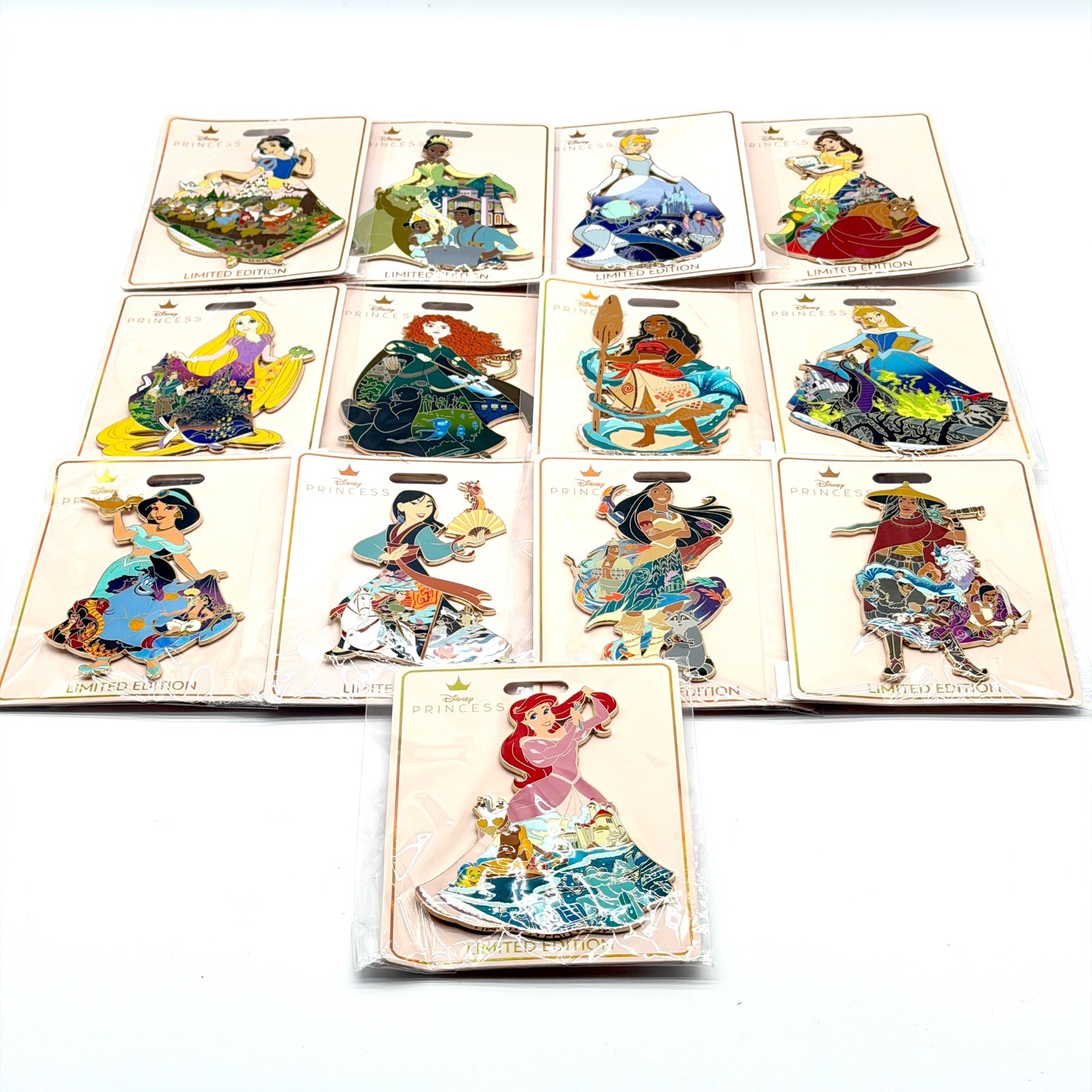 Disney D23 2024 MOG Exclusive Princess Limited Edition Complete Pin Set Jumbo Disney D23 2024 MOG Exclusive Princess Limited Edition Complete Pin Set Jumbo