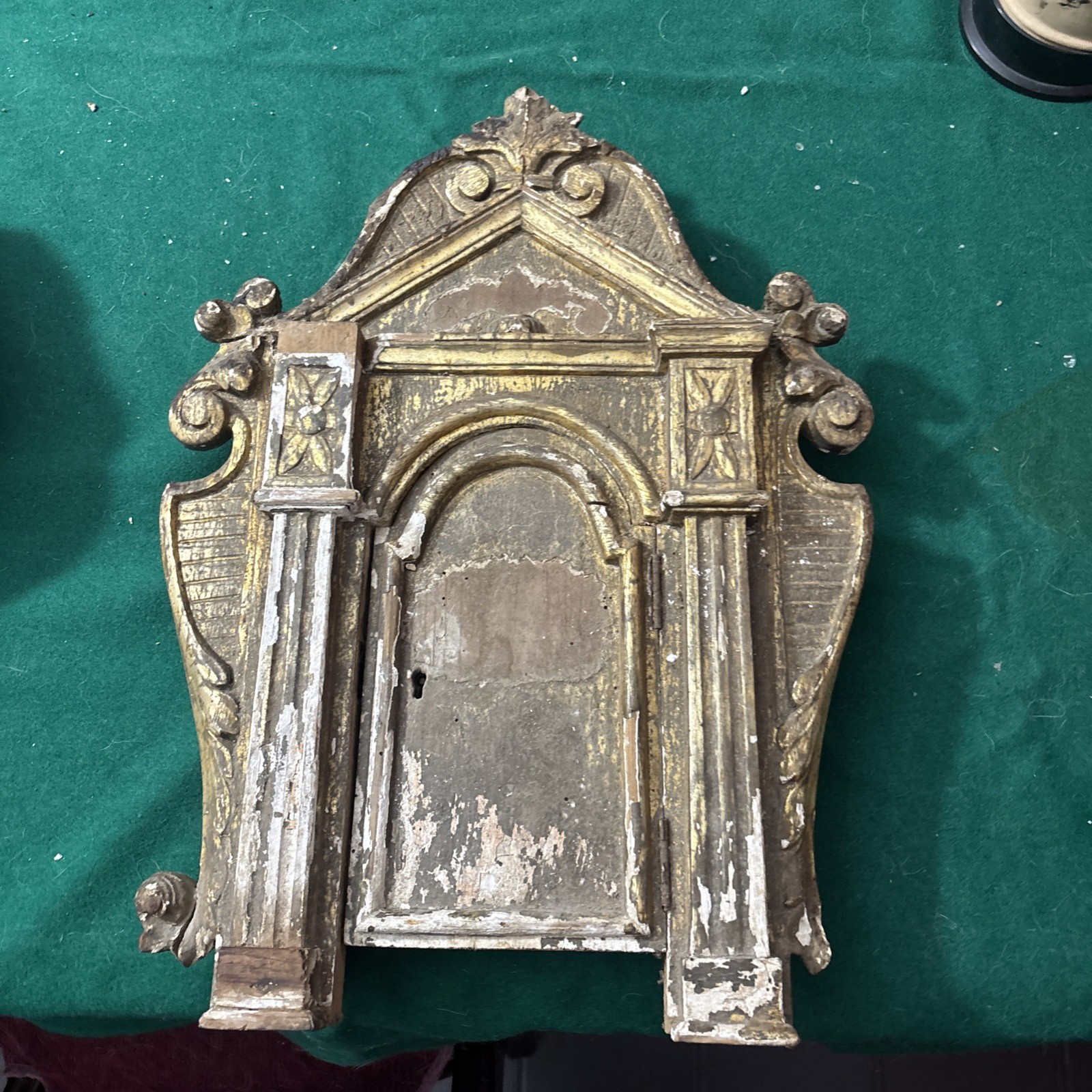 Antica Doorway To Tabernacle In Carved And Gilded Wood Sicilian Craftsmanship