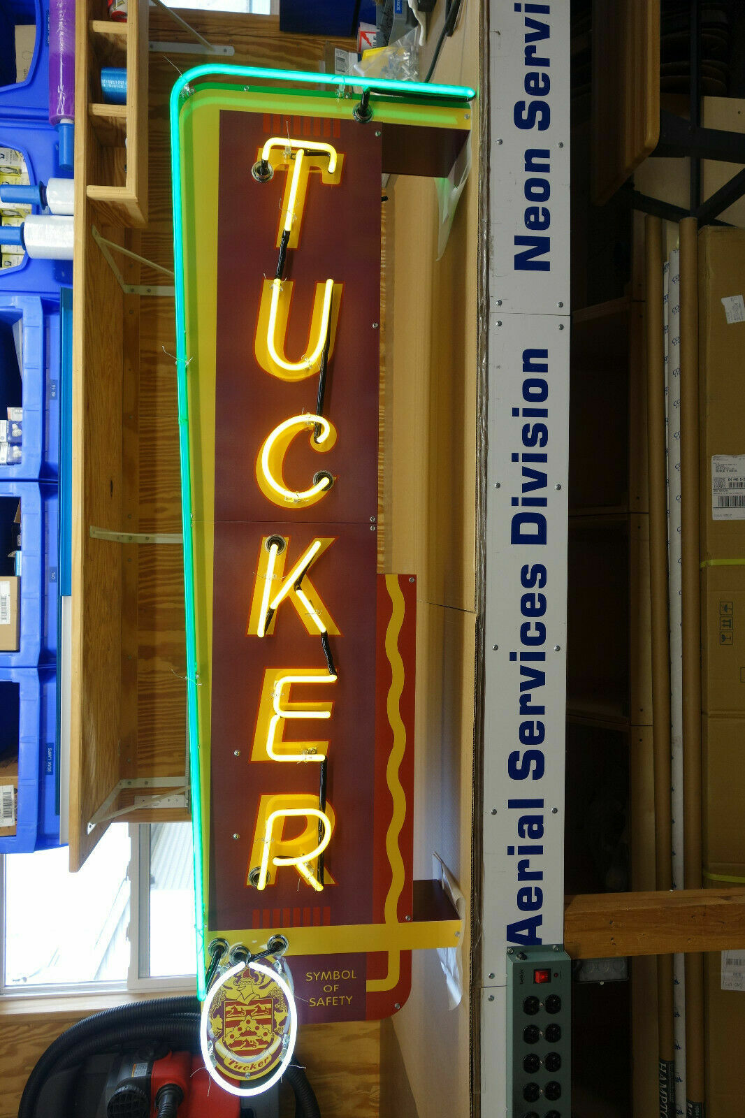 1948 Tucker® Automobile VERTICAL BLADE Steel Enamel NEON ART HUGE 22 1948 Tucker® Automobile VERTICAL BLADE Steel Enamel NEON ART HUGE 22