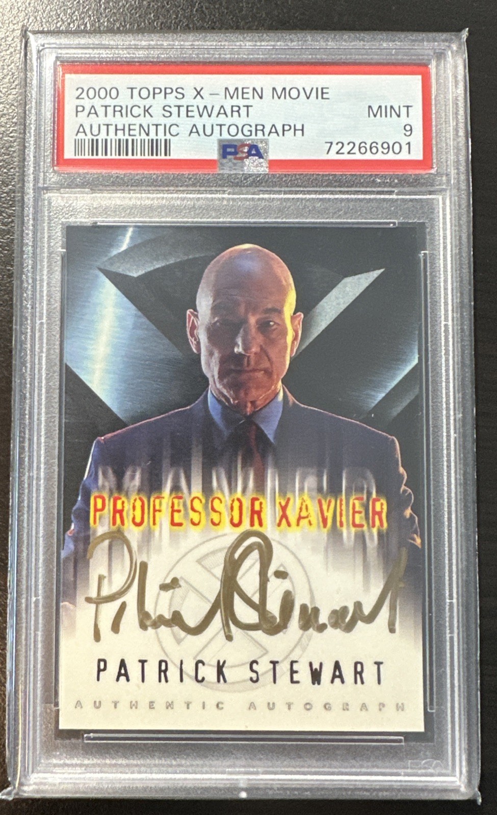 2000 Topps X-Men Movie Patrick Stewart Professor X Autograph on Card PSA 9 MINT