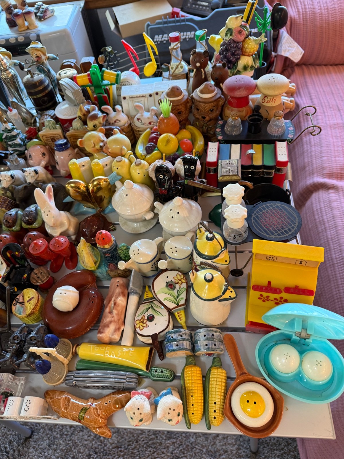 500+ Piece Vintage Figural Salt & Pepper Shaker Collection – Estate Fresh – 1930