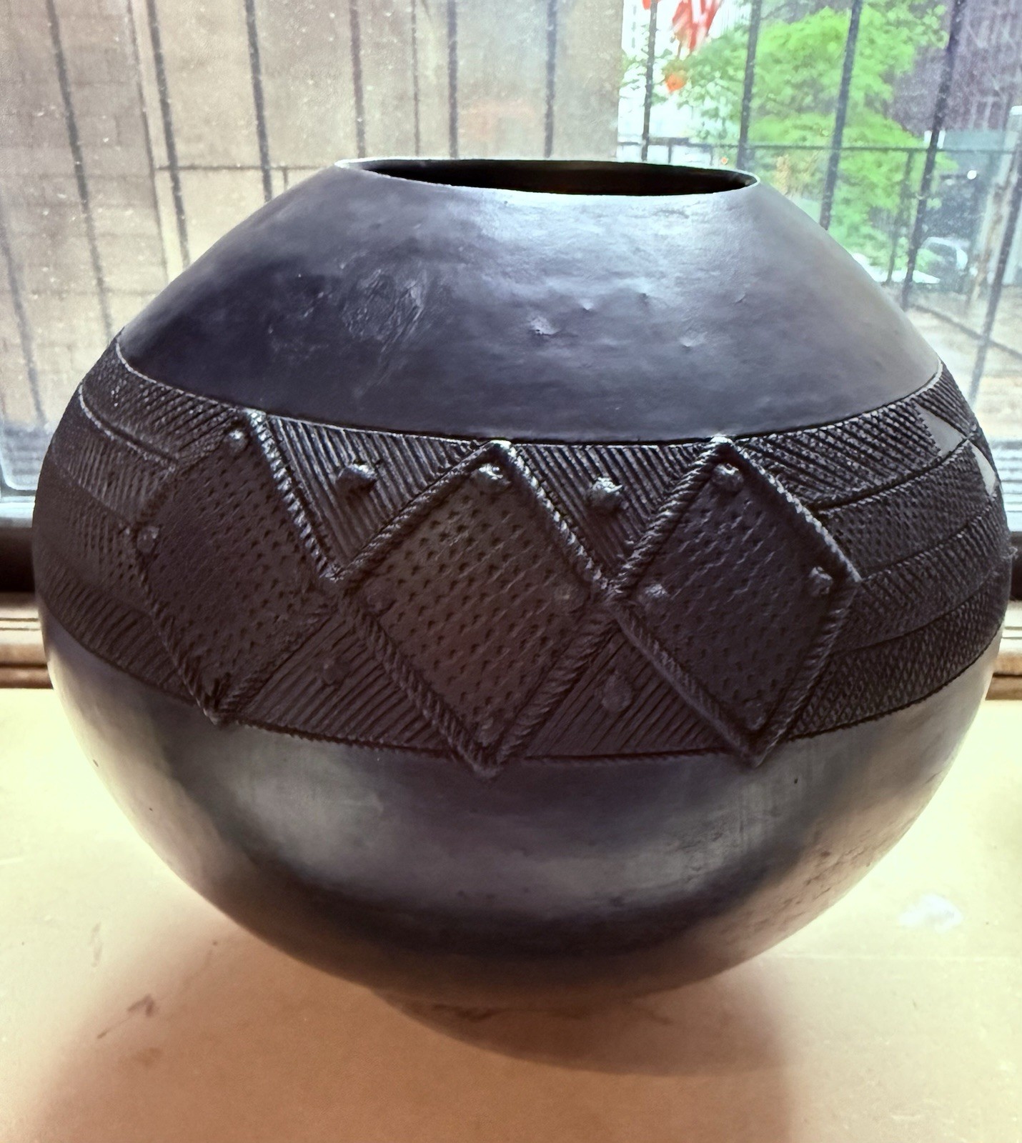 South African Zulu Pottery Master Artist Nesta Nala Ukhamba “Beer Pot” Vase