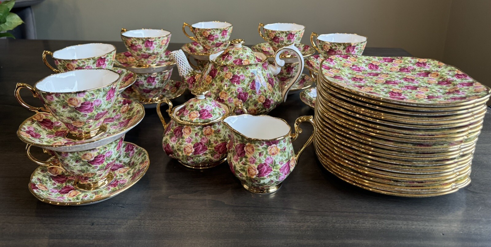 Royal Albert Old Country Roses Chintz Collection teaset 41 pc RARE