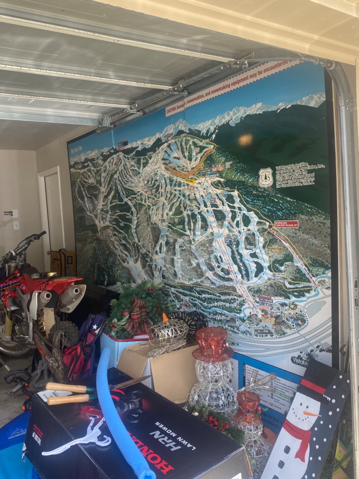 Giant Vail Trail Map 8ft x 24ft From Vail Mountain. Giant Vail Trail Map 8ft x 24ft From Vail Mountain.