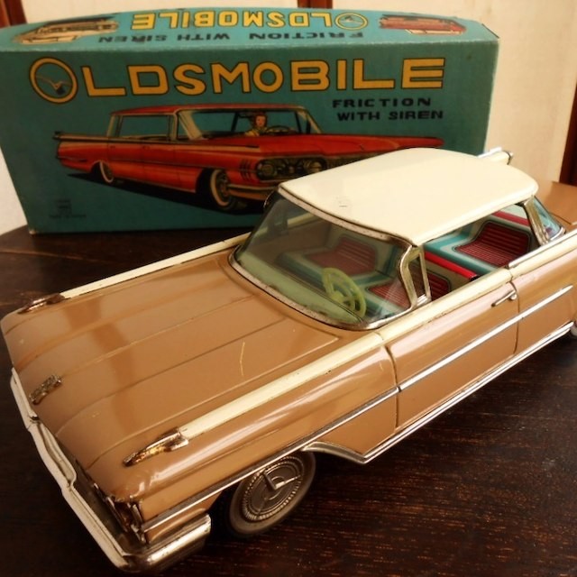 Yonezawa 1959 Ichiko Olds Mobile Tin With Box, Made In The Time Vintage JPN Limi Yonezawa 1959 Ichiko Olds Mobile Tin With Box, Made In The Time Vintage JPN Limi