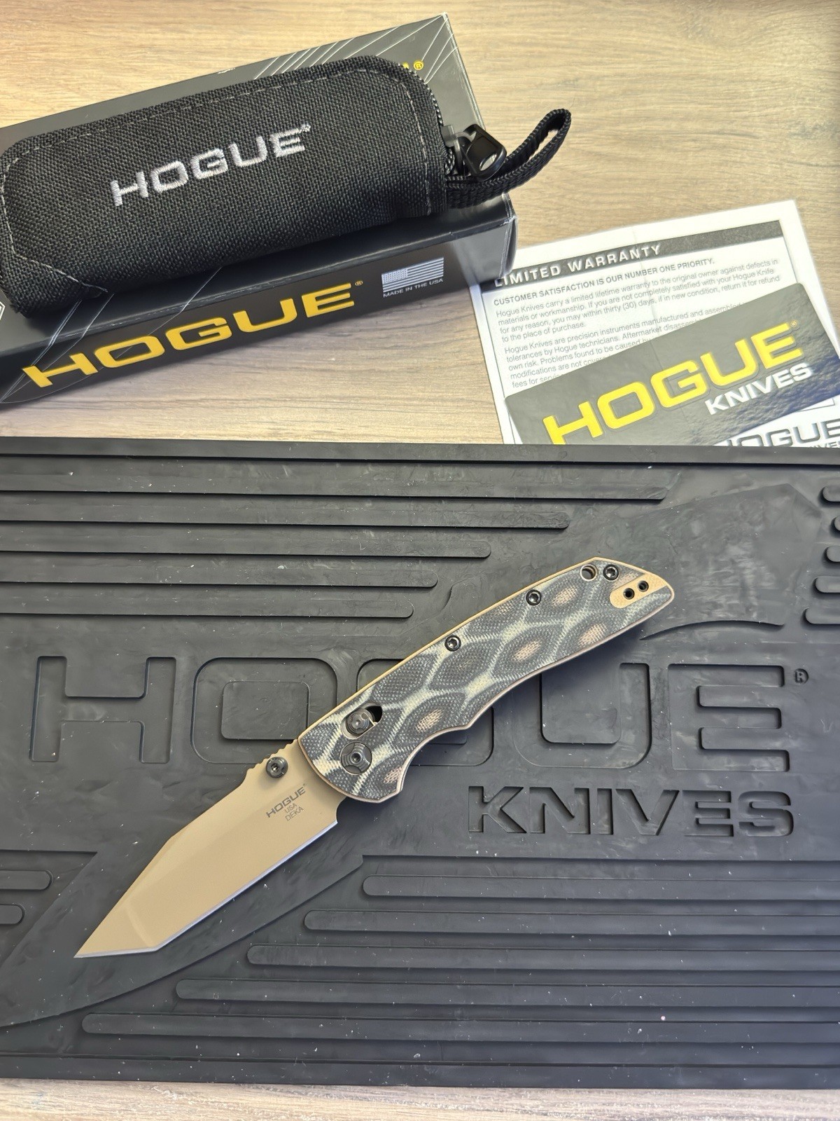 Hogue Deka SMKW Exclusive Texas Rattlesnake G10 FDE MagnaCut Tanto 24258-EXLSMKW