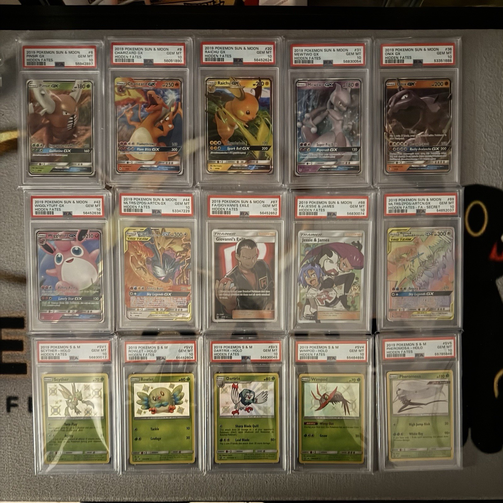 Pokemon Master Set Hidden Fates COMPLETE Eng Charizard 111 Cards PSA 10 Pokemon Master Set Hidden Fates COMPLETE Eng Charizard 111 Cards PSA 10