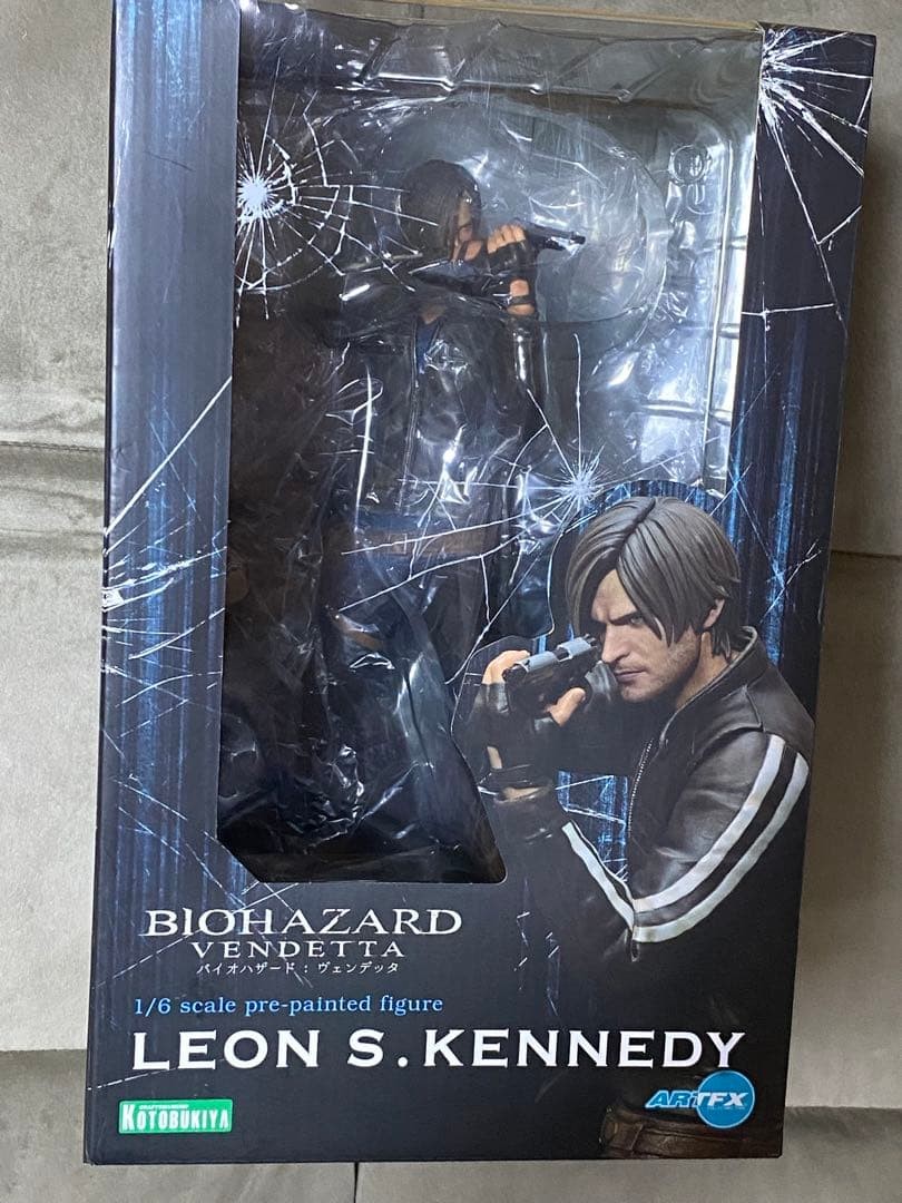 Kotobukiya ARTFX Resident Evil: Vandedda Leon 1/6 #8ccc41