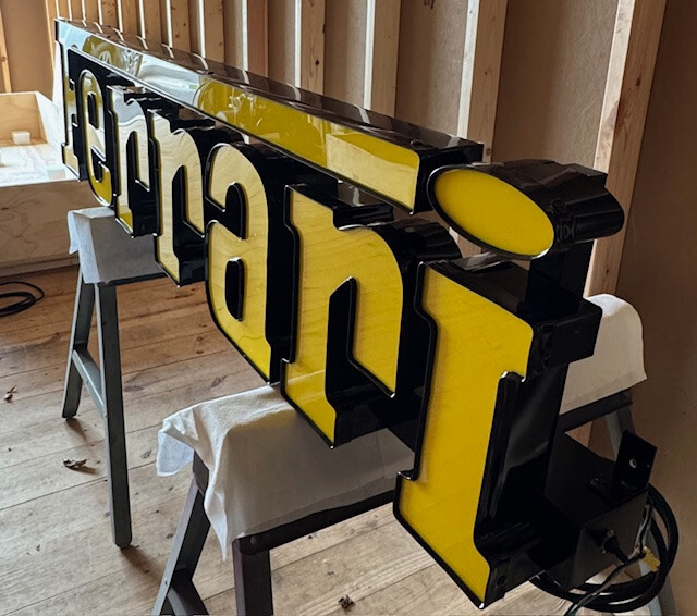 FERRARI DEALER MINT LIGHTED CHANNEL LETTER SIGN LARGE 16 FERRARI DEALER MINT LIGHTED CHANNEL LETTER SIGN LARGE 16
