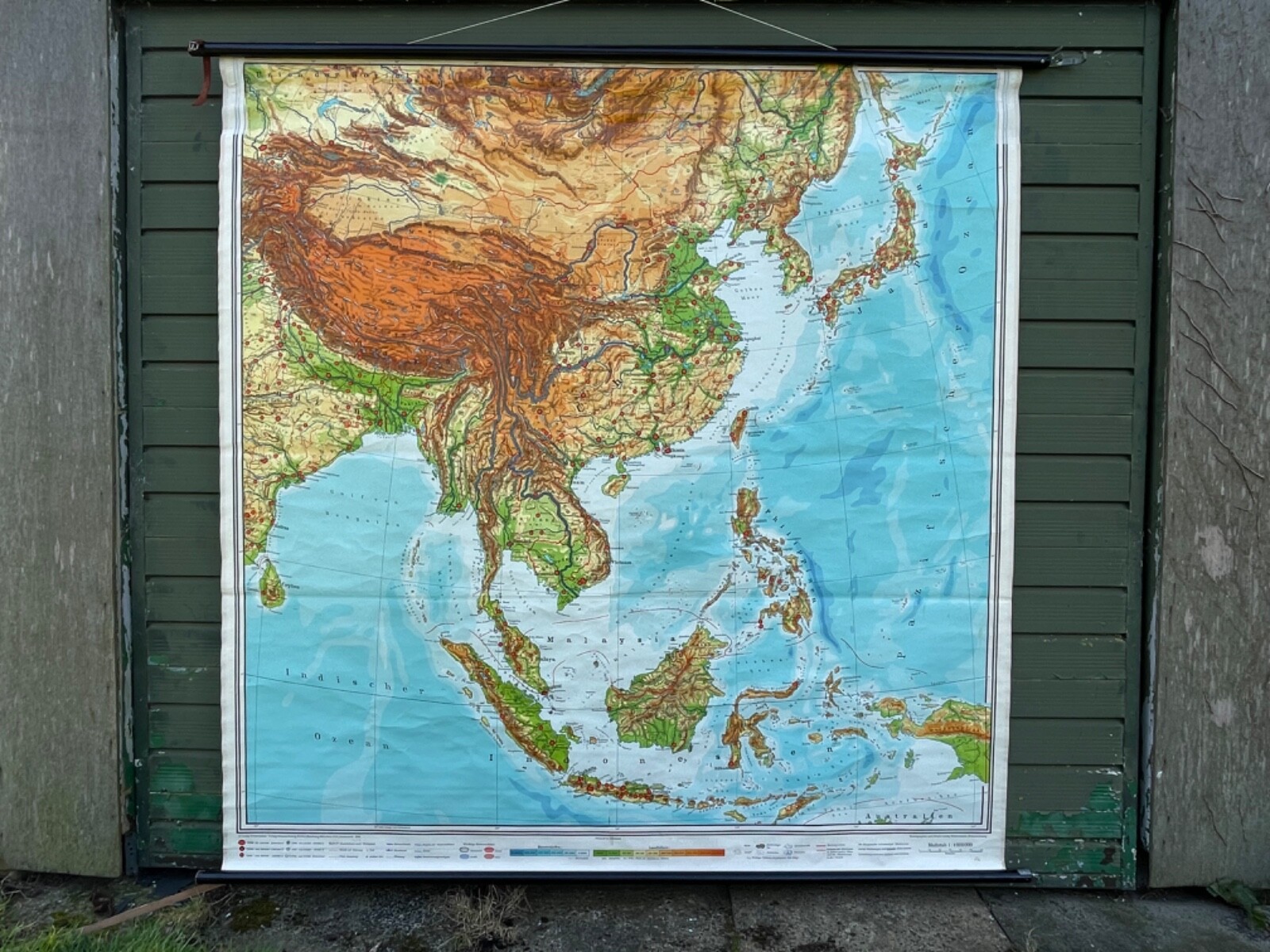 Vintage SOUTH & EAST ASIA  geographical roll down school map chart  geography