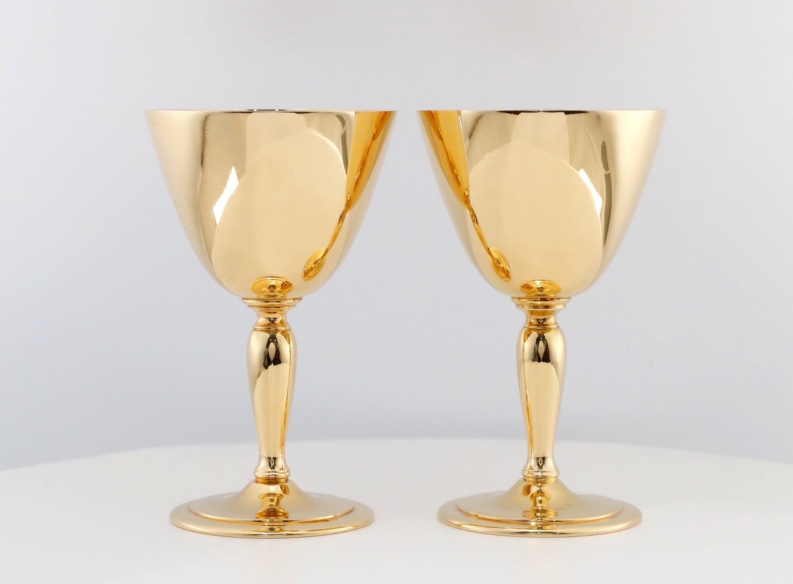 Exquisite Pair of Tiffany & Co. 14K Solid Gold Goblets 241.8 g – Rare Collect
