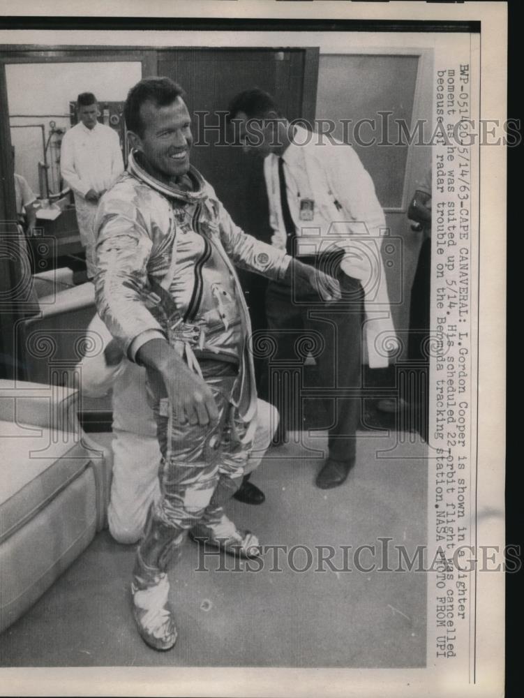 1963 Press Photo Cape Canaveral L Gordon Cooper suited up tho flight cancelled