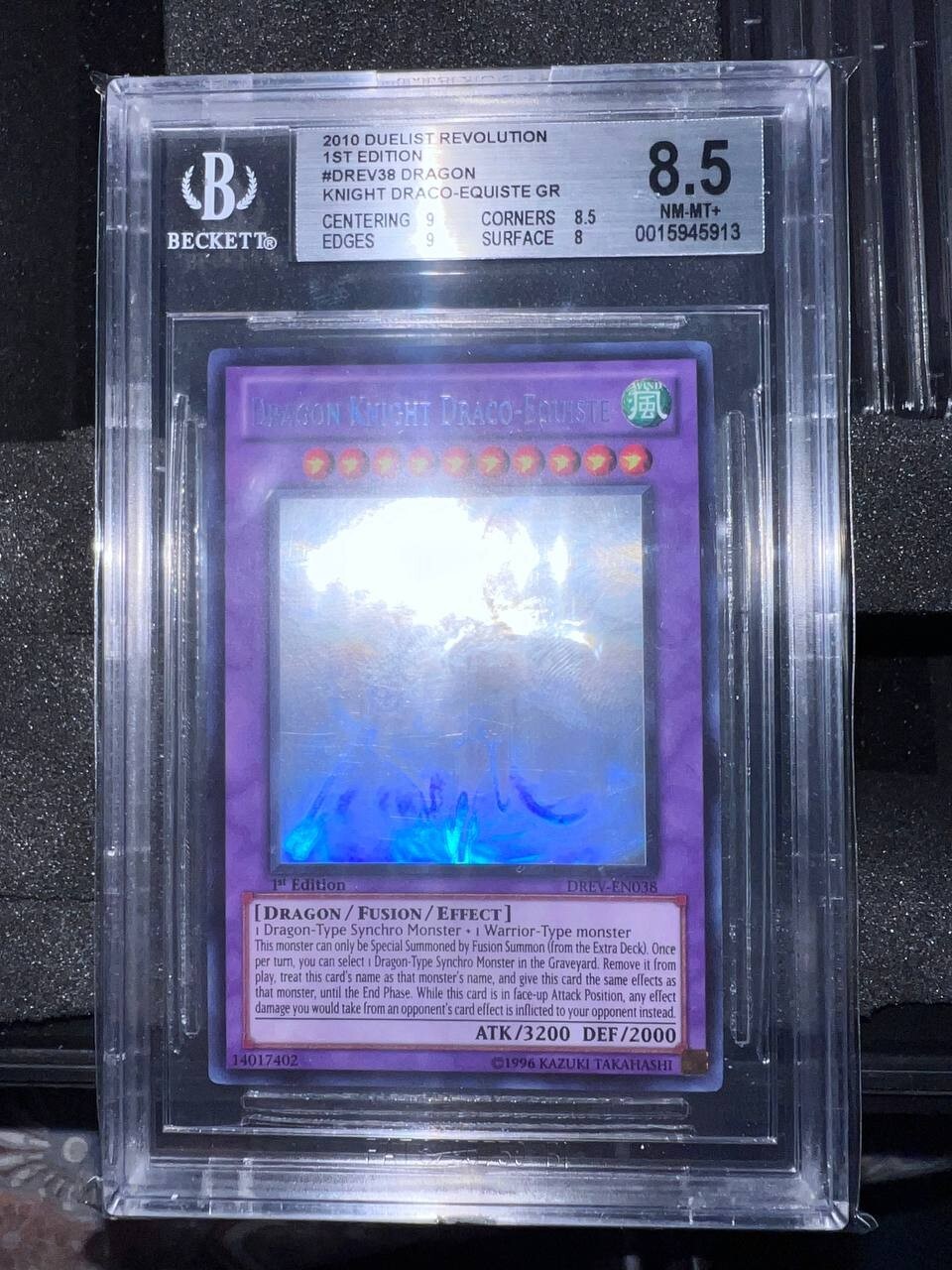 Yu Gi Oh - Dragon Knight Draco-Equiste - Ghost- 1st Edition - DREV - BGS 8.5